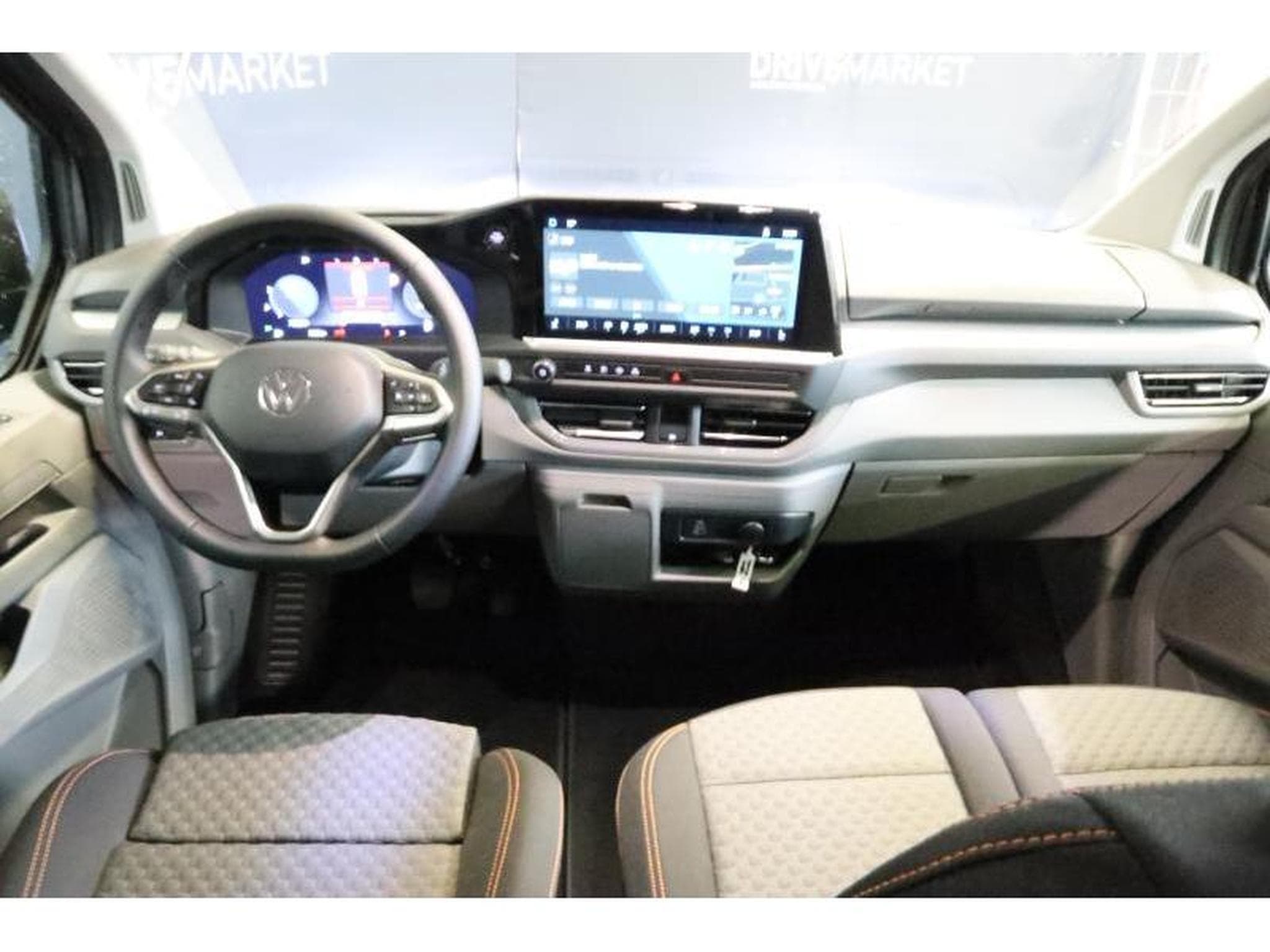 VW T7 PanAmerica Court AHK (2025) - Foto 2