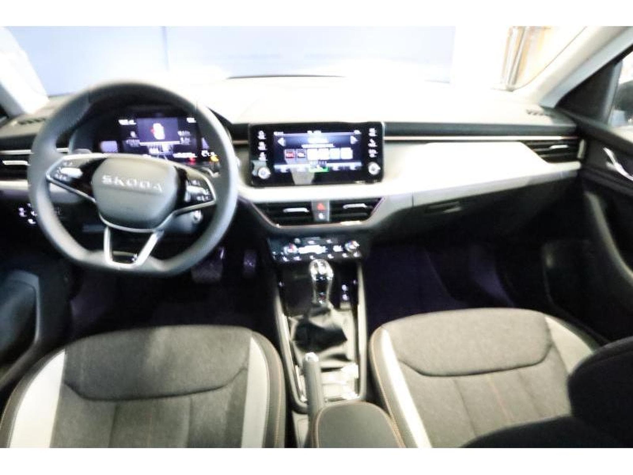 Skoda Kamiq Selection (2025) - Foto 2