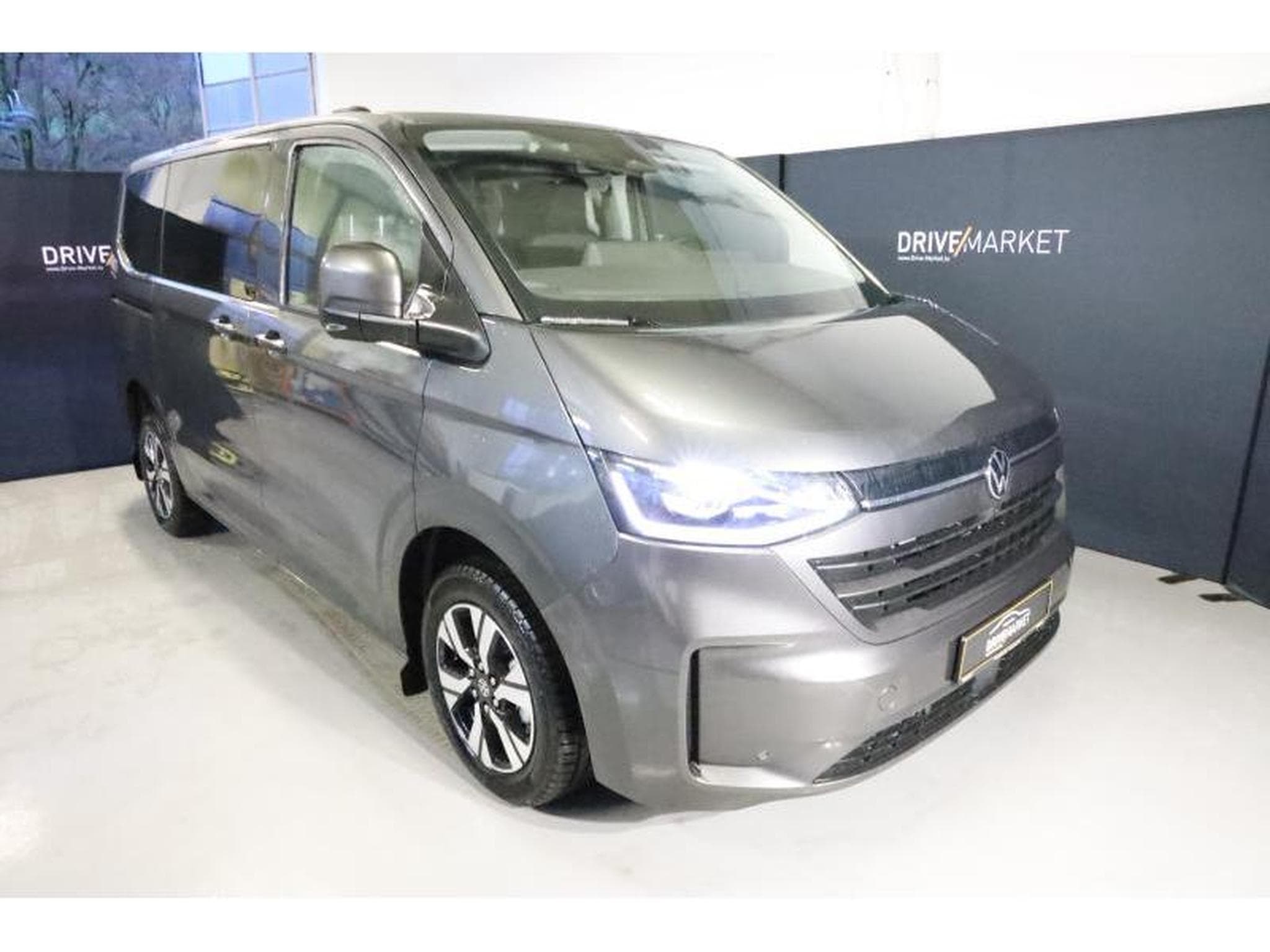 VW T7 STYLE COURT (2025) - Foto 19