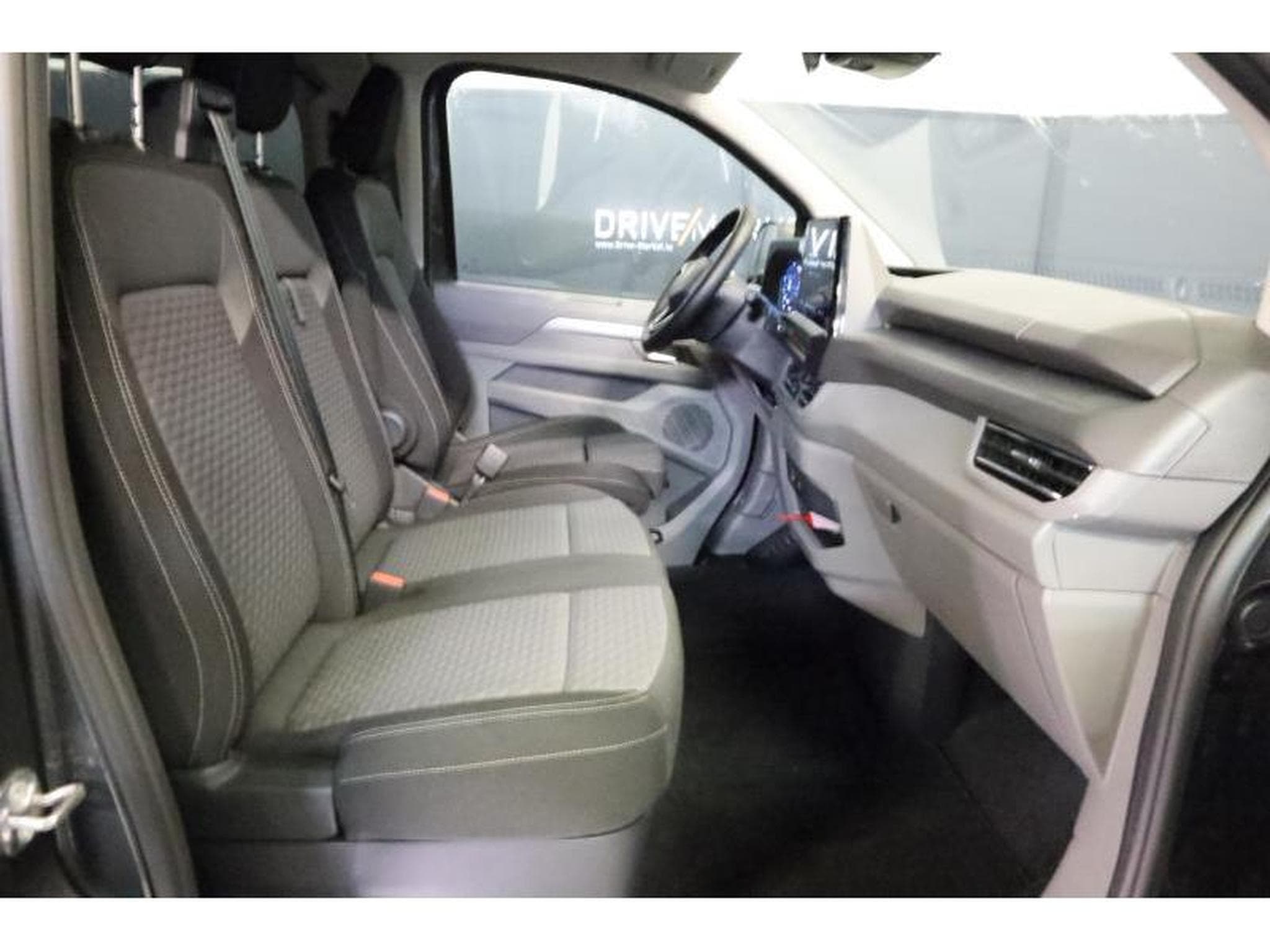 VW T7 STYLE COURT (2025) - Foto 18