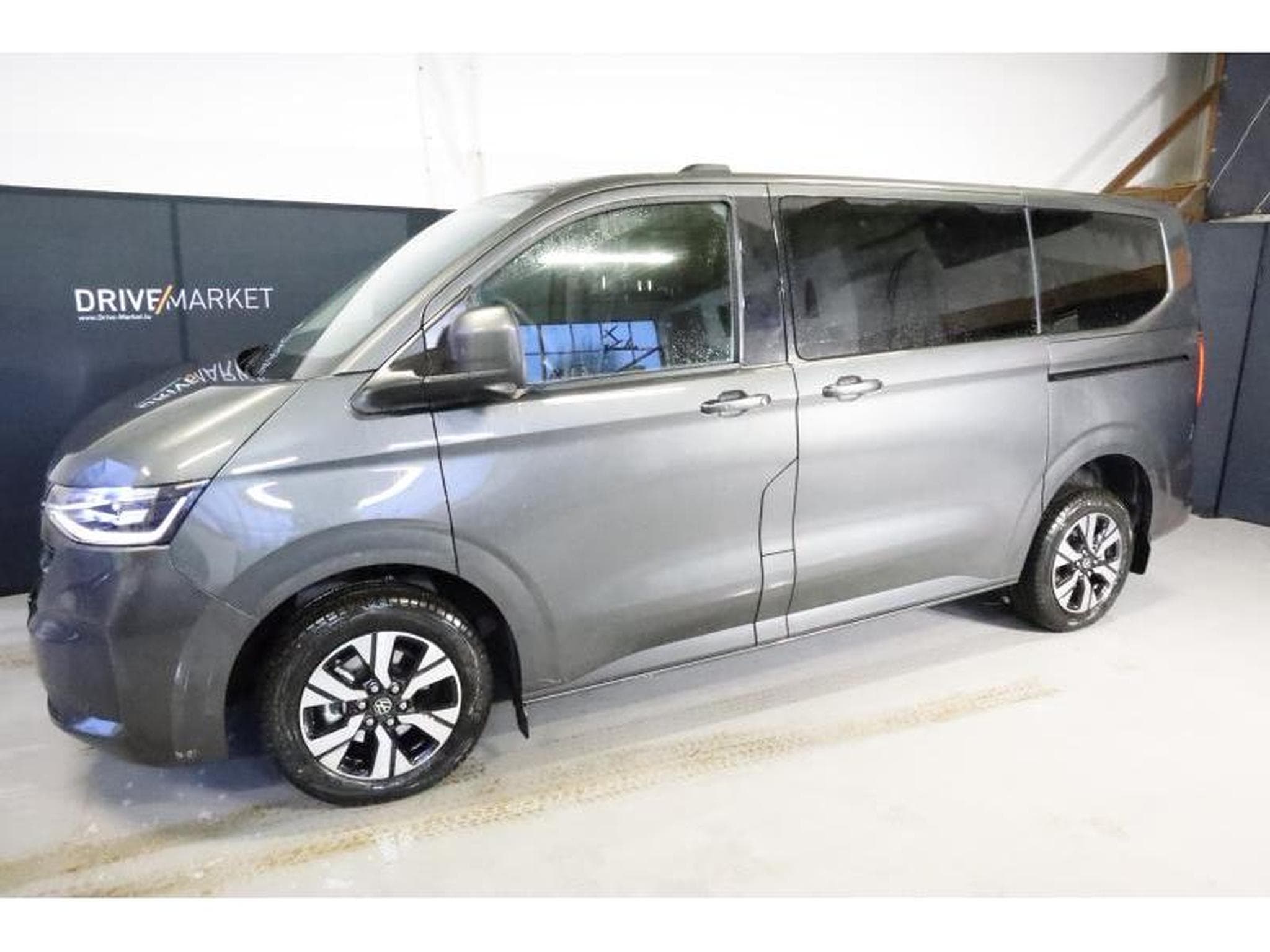 VW T7 STYLE COURT (2025) - Foto 22