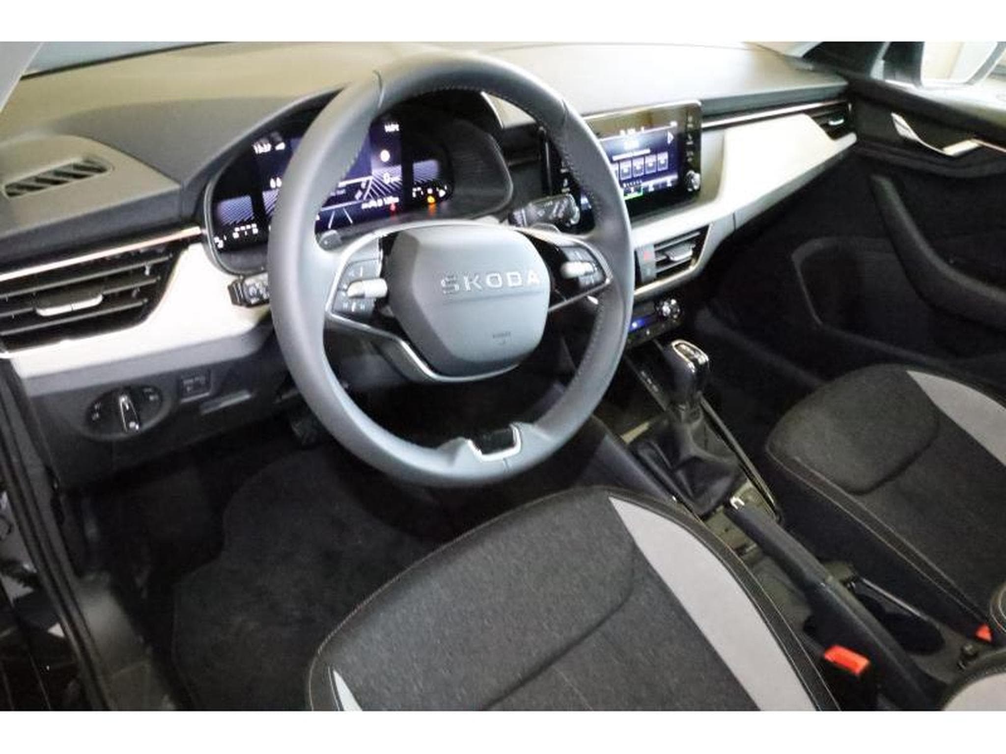 Skoda Scala Selection (2025) - Foto 12