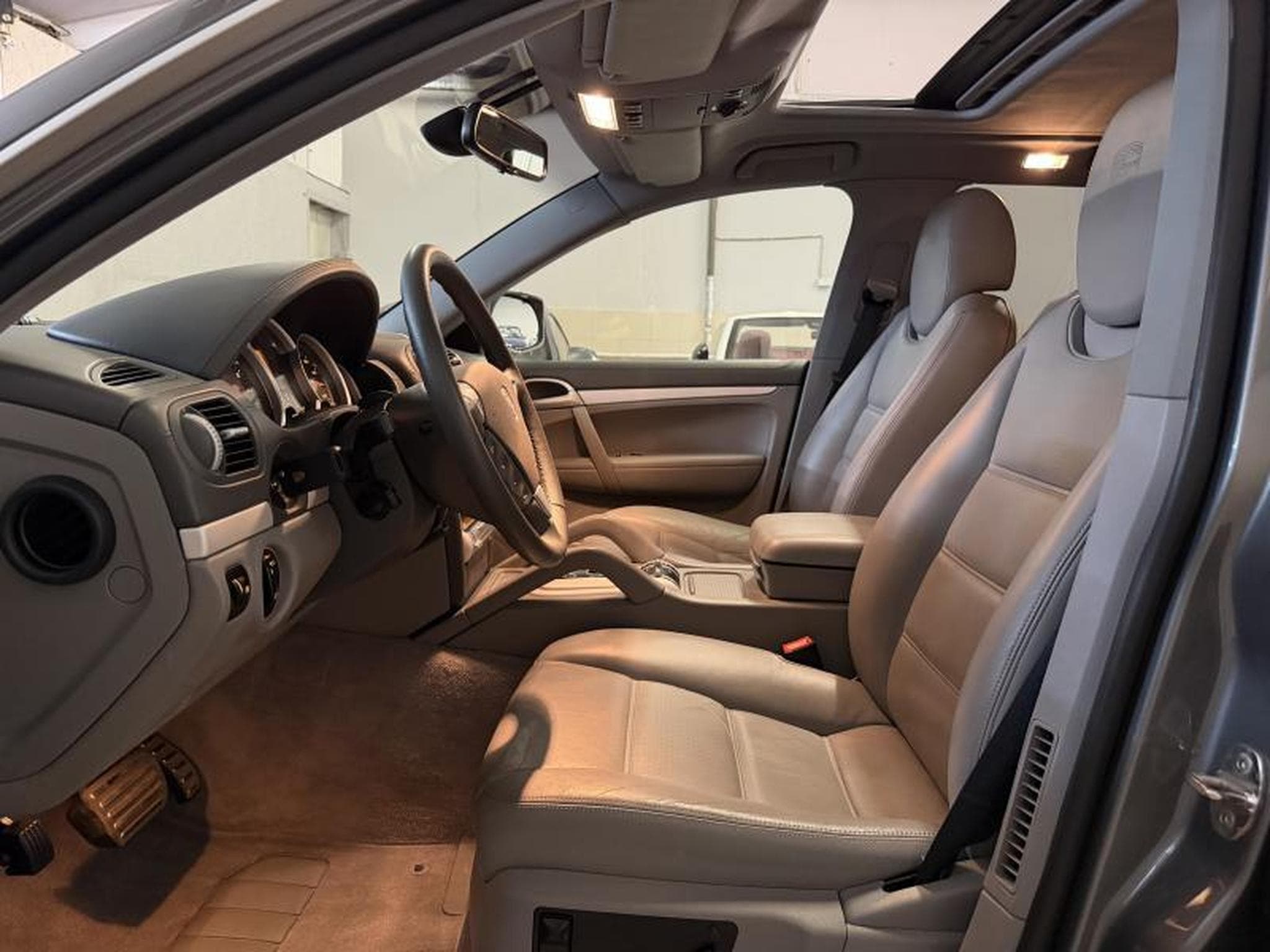Porsche Cayenne S 4.8 V8 (2009) - Photo 13