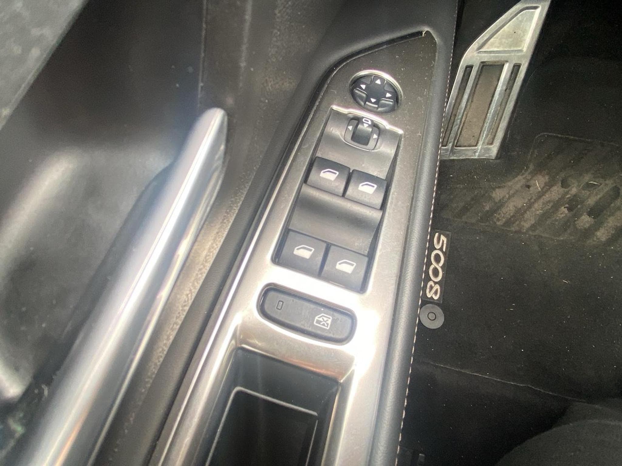 Peugeot 5008 1.6 BLUEHDI 120 GT LINE EAT6 (2018) - Photo 30