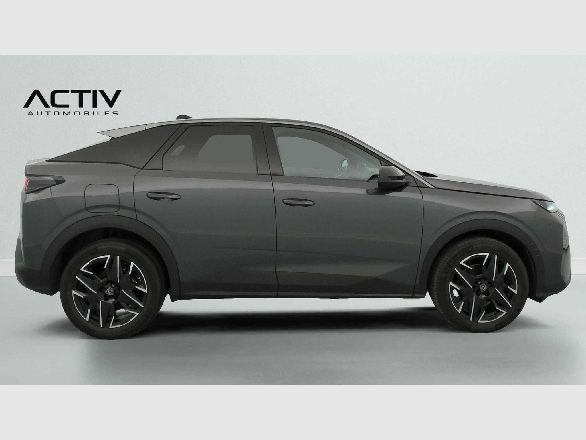 Peugeot 3008 Hybrid 145 e-DCS6 Allure (2025) - Photo 8