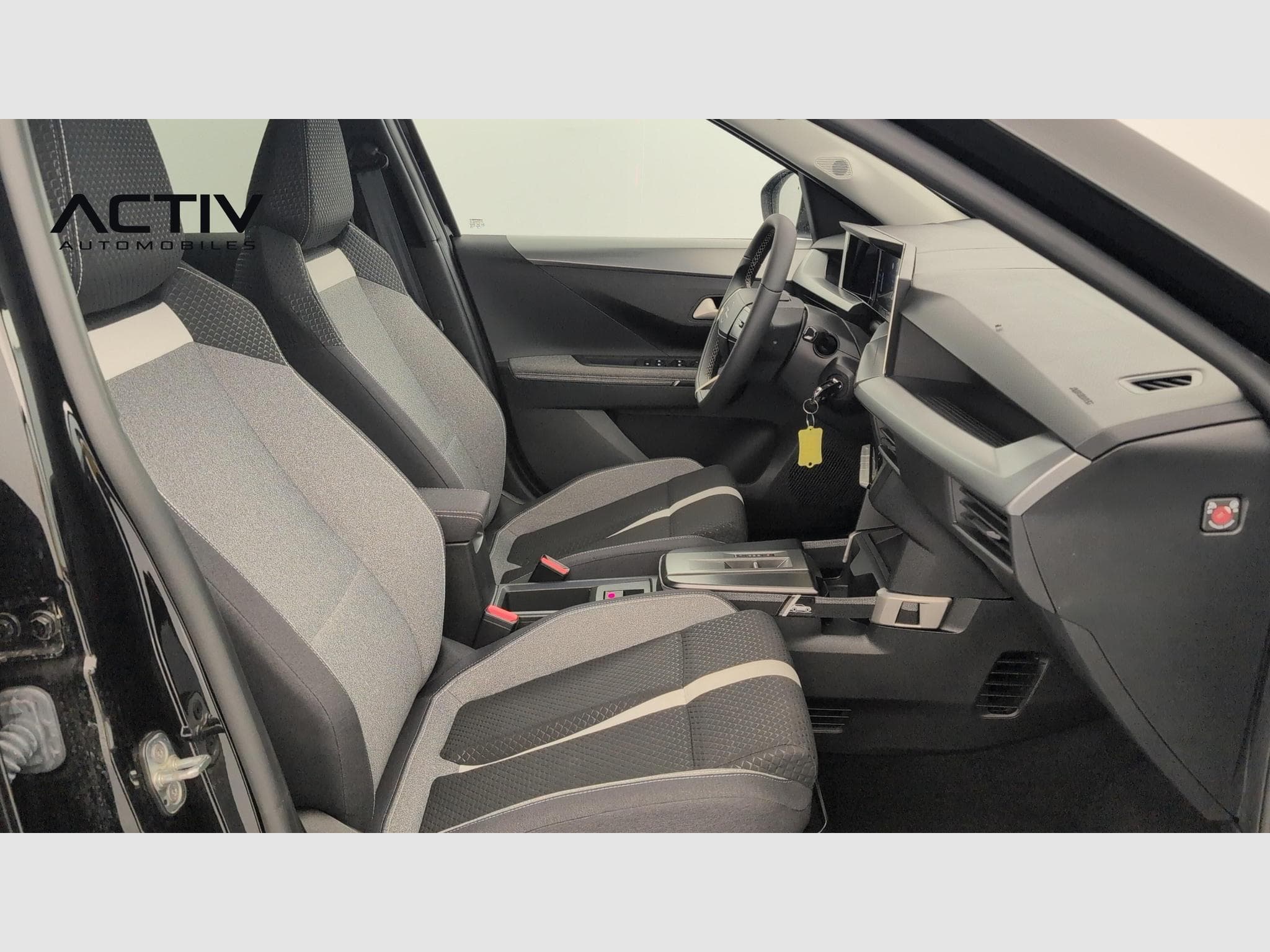 Opel Frontera-e ELECTRIC 113 CH BATTERIE 44 KWH GS (2025) - Foto 9