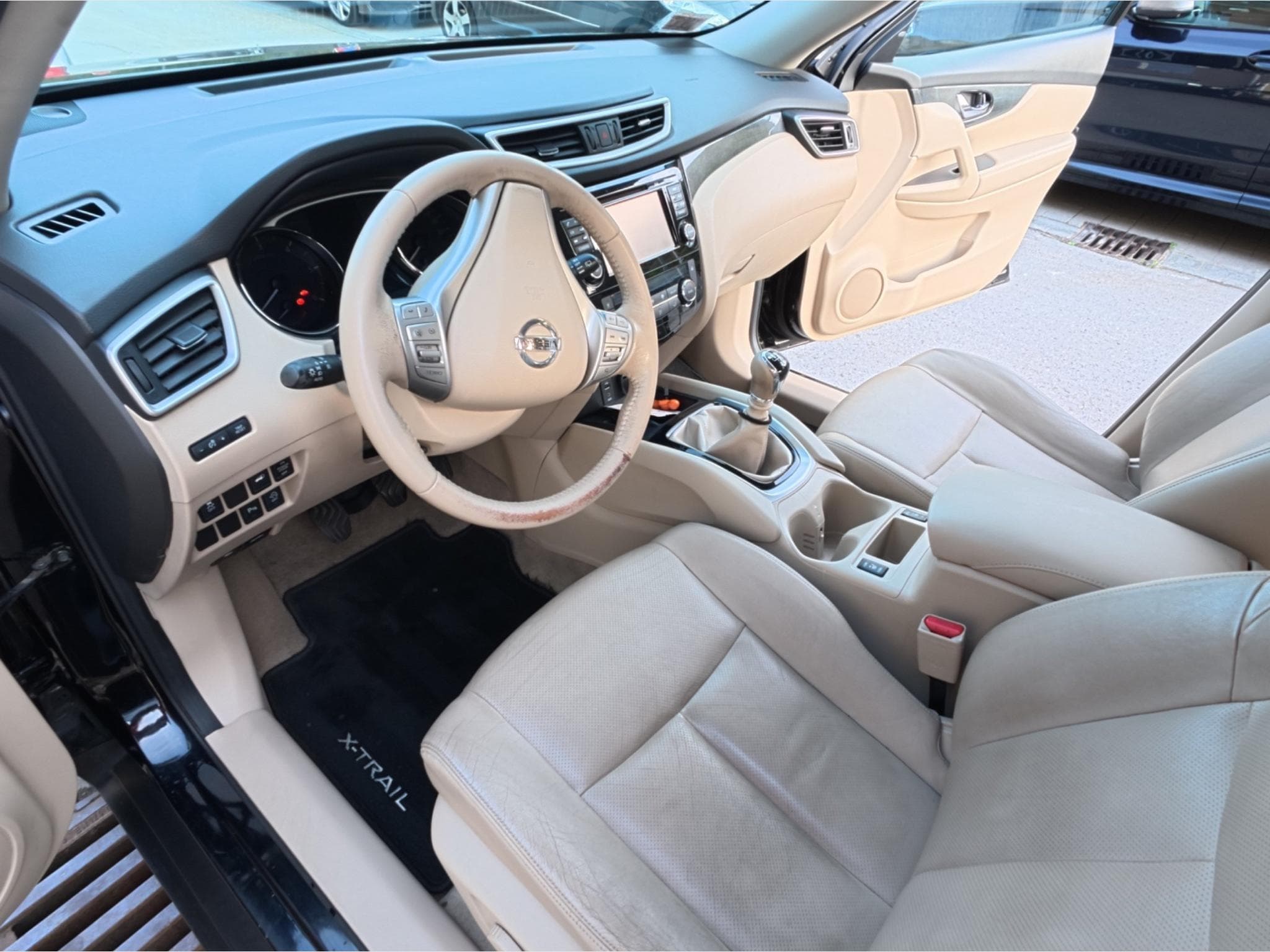 Nissan X-Trail (2015) - Photo 3
