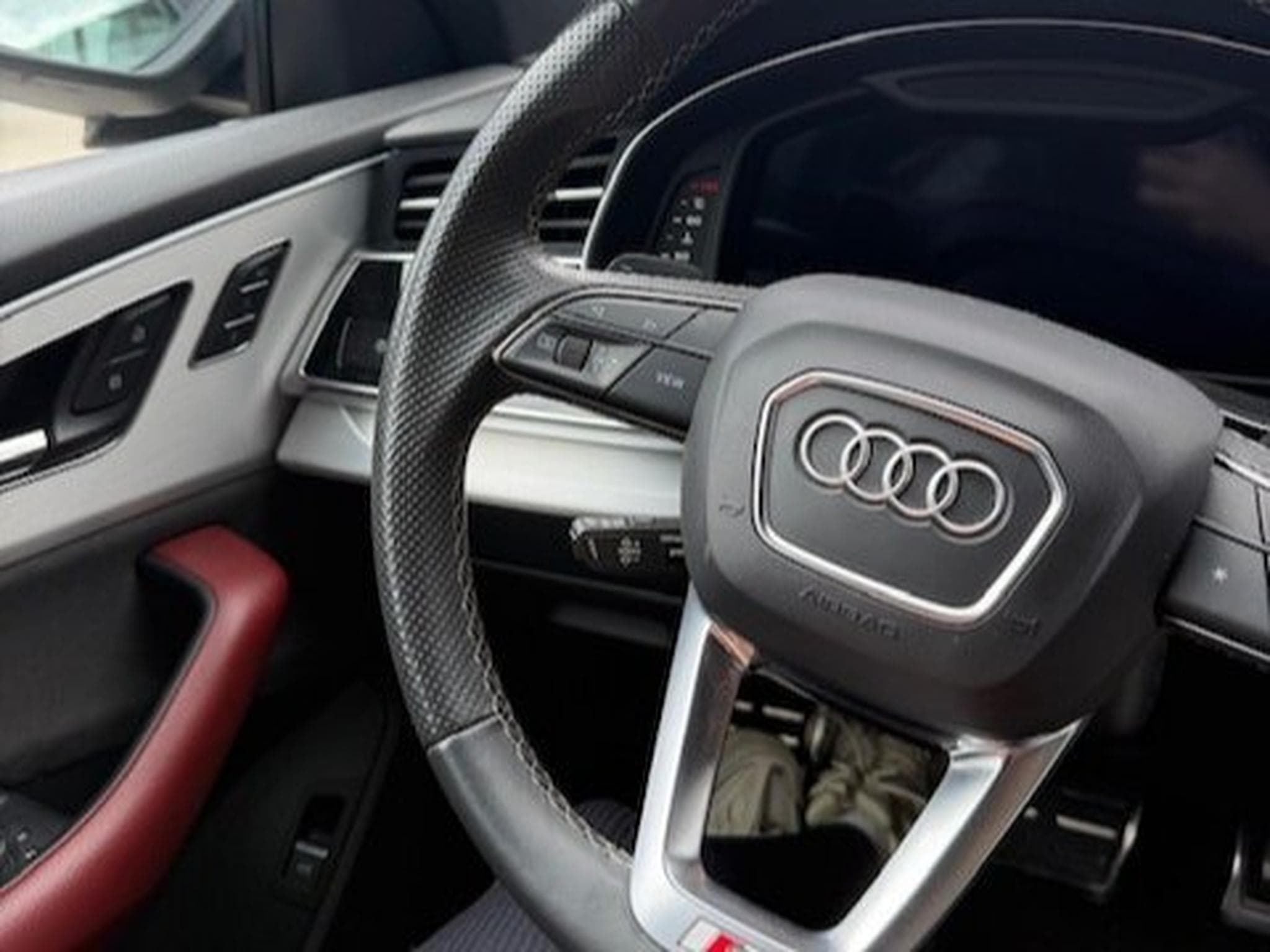 Audi SQ8 (2021) - Foto 5