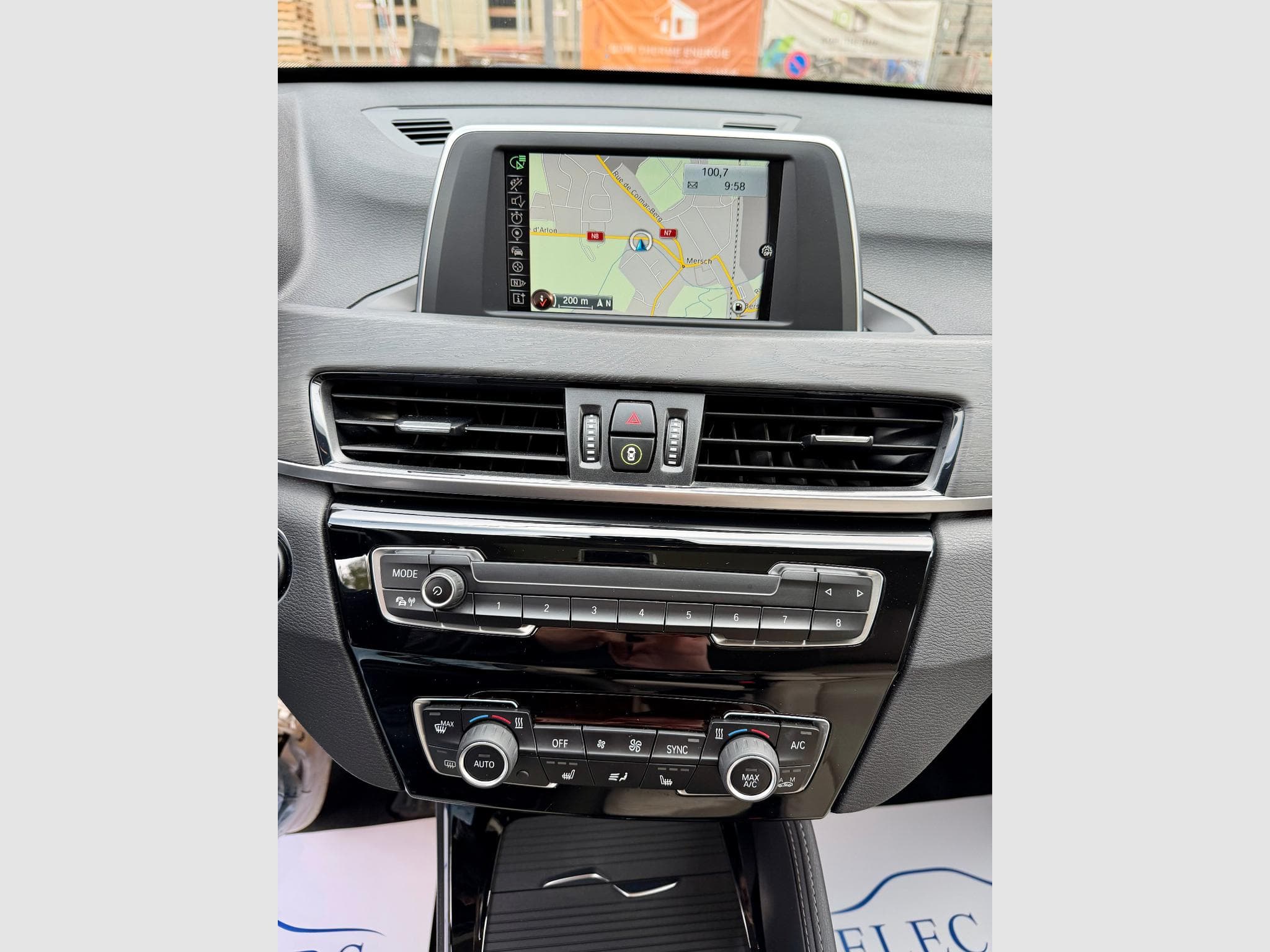 BMW X1 xDrive25d 231 Steptronic X-Line (2016) - Photo 12