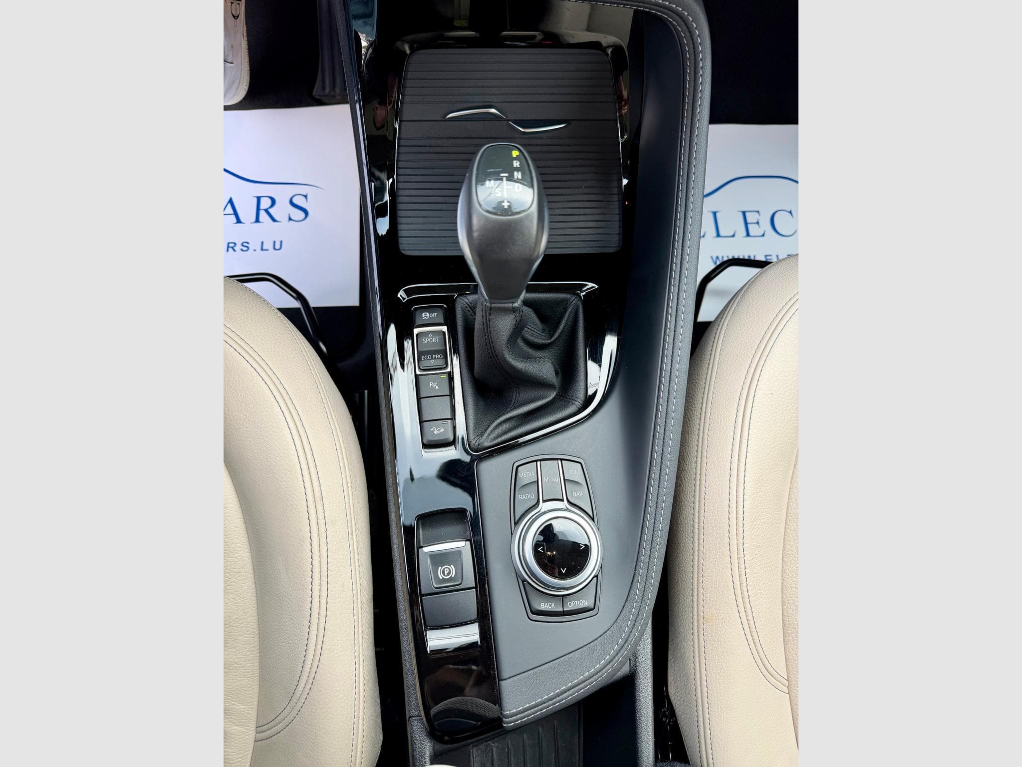 BMW X1 xDrive25d 231 Steptronic X-Line (2016) - Photo 13