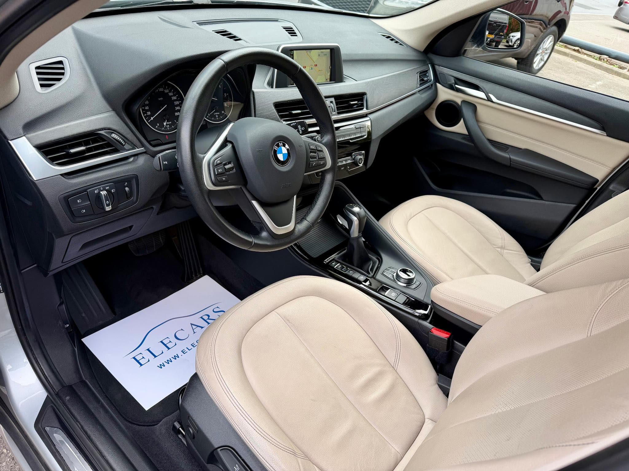BMW X1 xDrive25d 231 Steptronic X-Line (2016) - Photo 7