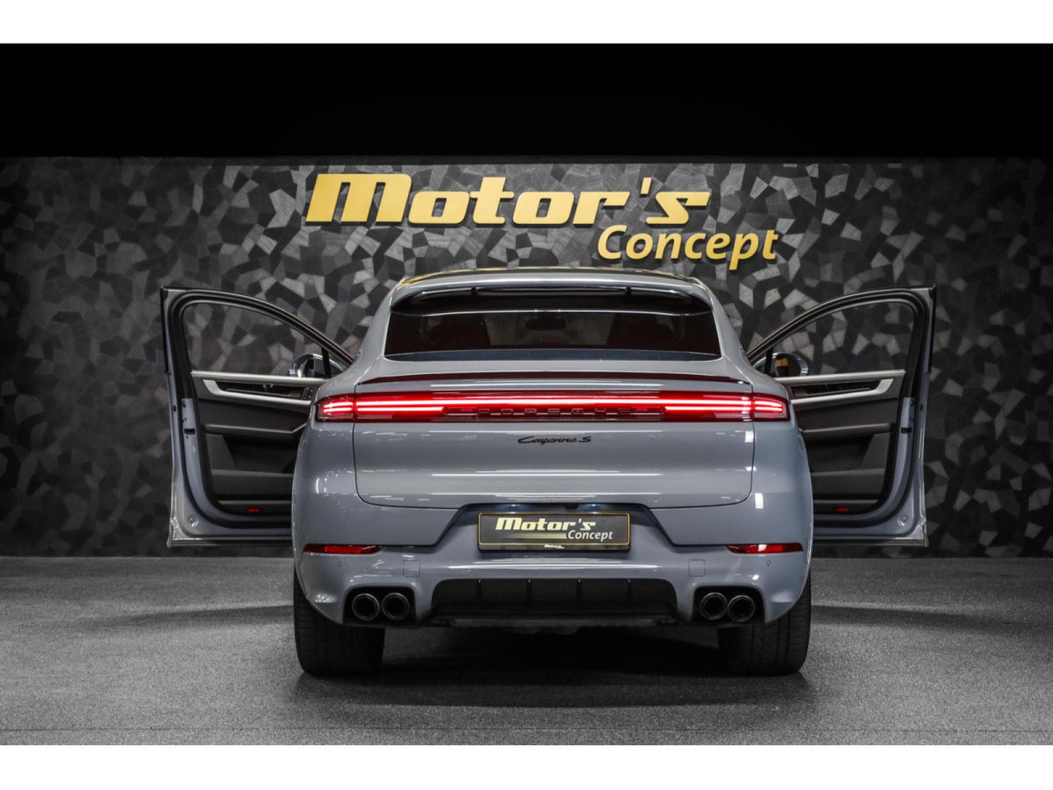 Porsche Cayenne S Coupé - ARCTIC GREY (2023) - Photo 5