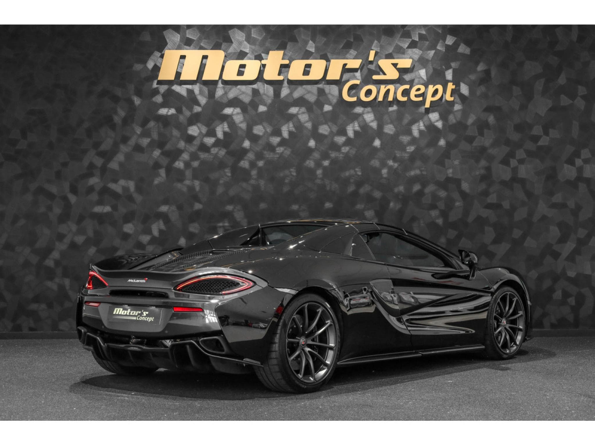 McLaren 570S Spider 3.8 V8 - FIRE BLACK (2018) - Photo 3
