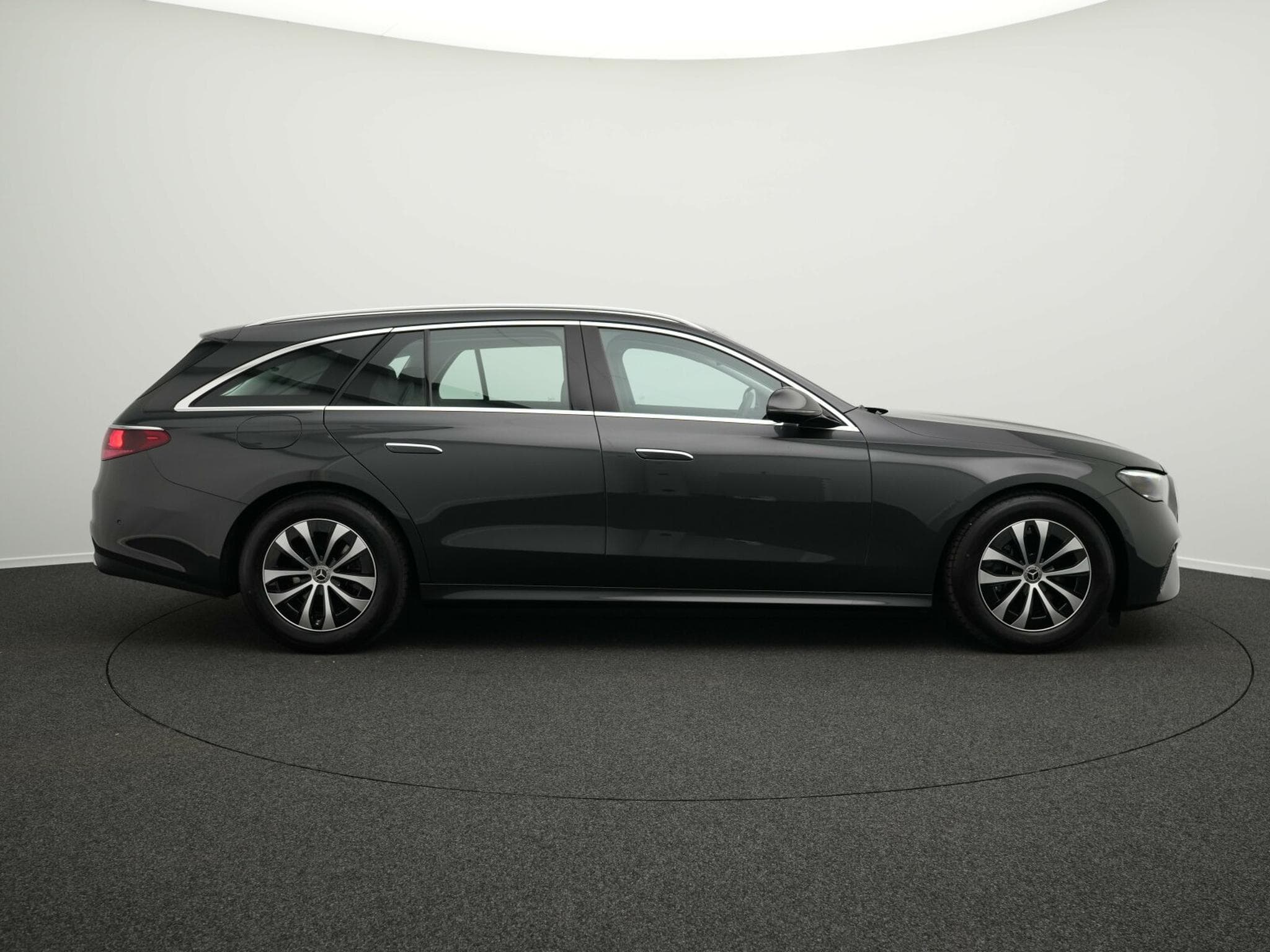 Mercedes Classe E T Avantgarde LED+AHK+Kamera+Totw (2024) - Foto 5