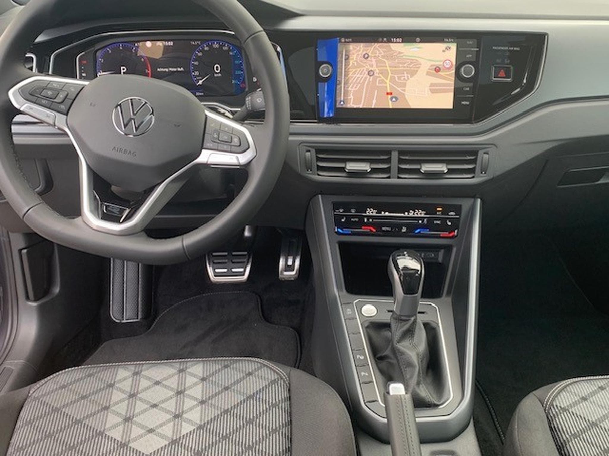 VW Taigo R-LINE BLACK STYLE 1.5TSI 150CV DSG7 (2026) - Photo 3