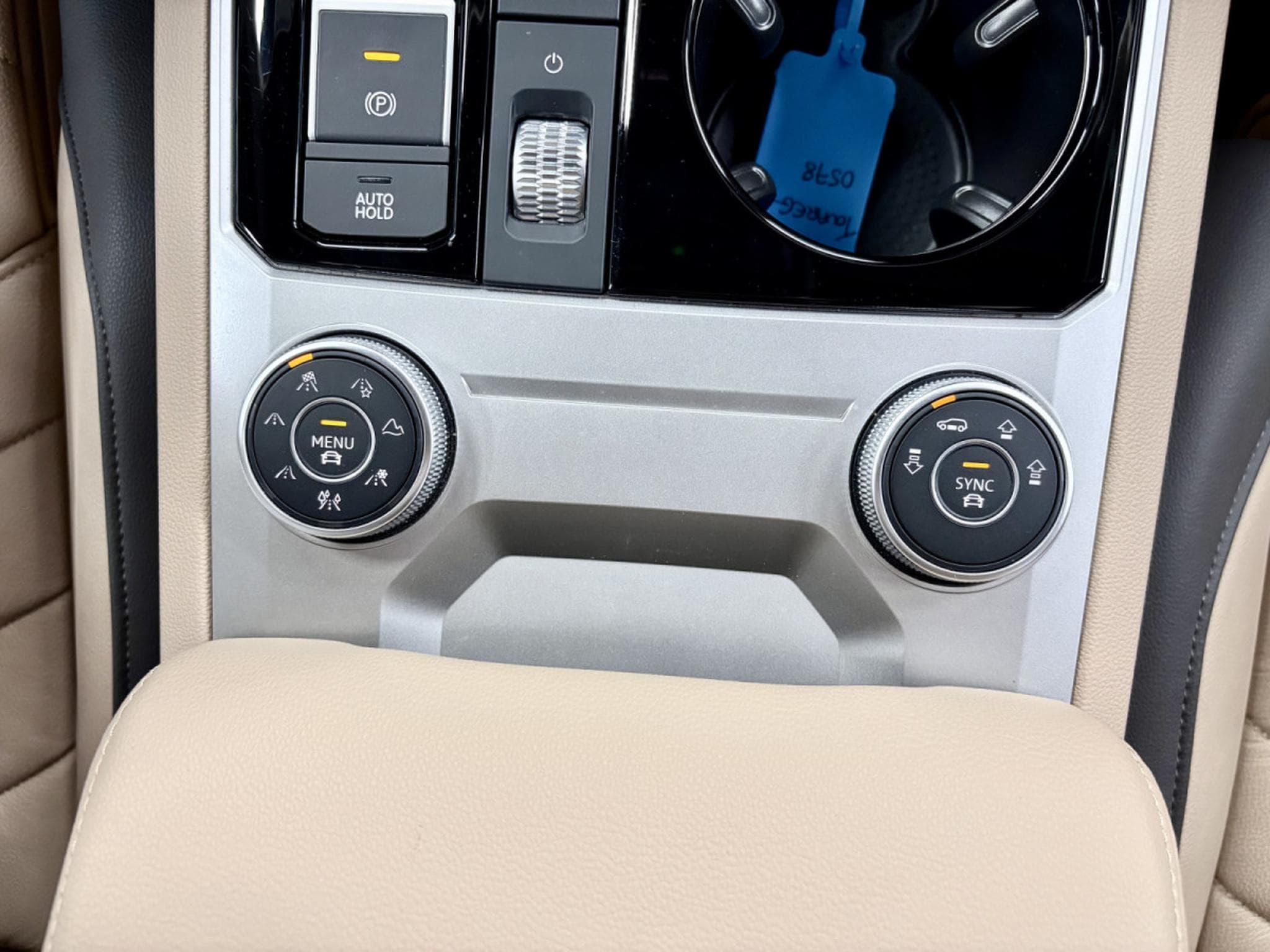 VW Touareg 3.0 TSi V6 PHEV 4MOTION 381 CV (2022) - Foto 16