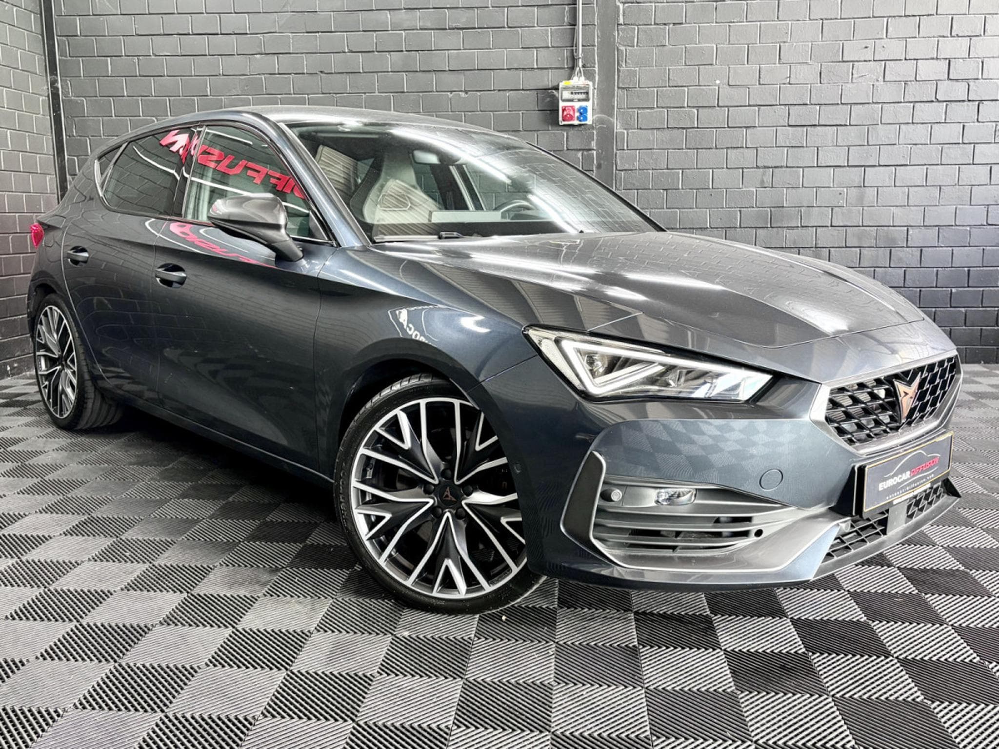 Cupra Leon VZ 2.0 TSI 300CV *VSS* BEATS * CAM *  MATRIX * (2024) - Foto 3
