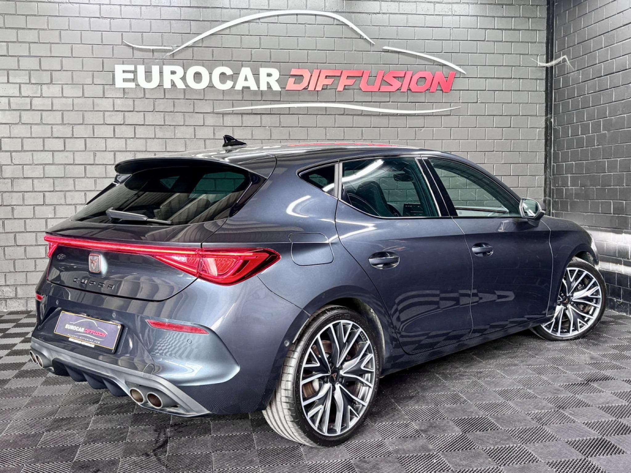 Cupra Leon VZ 2.0 TSI 300CV *VSS* BEATS * CAM *  MATRIX * (2024) - Foto 6