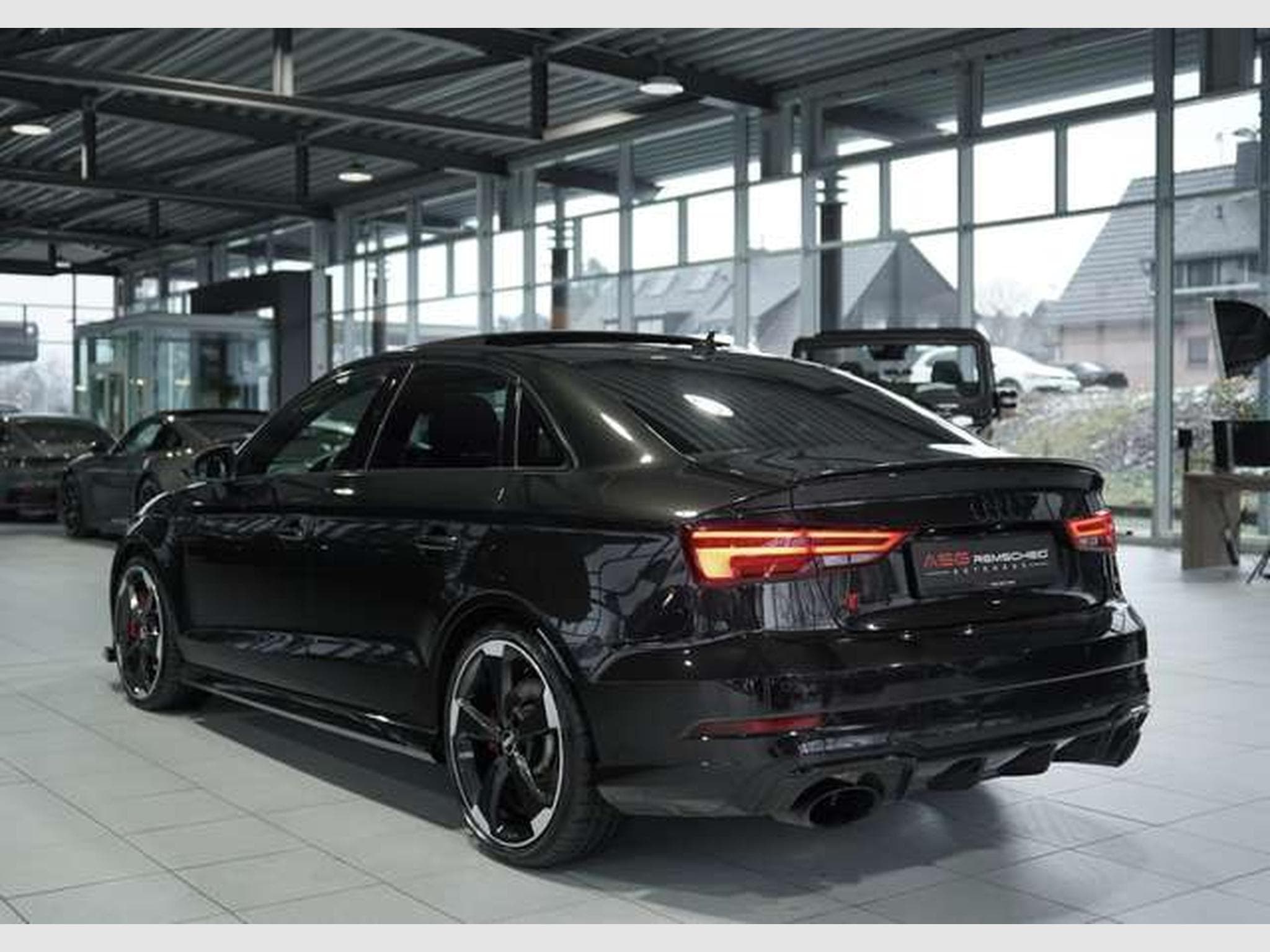 Audi RS3 q. Limousine *B&O *Pano *19 *Virtual *NOOPF (2017) - Foto 11