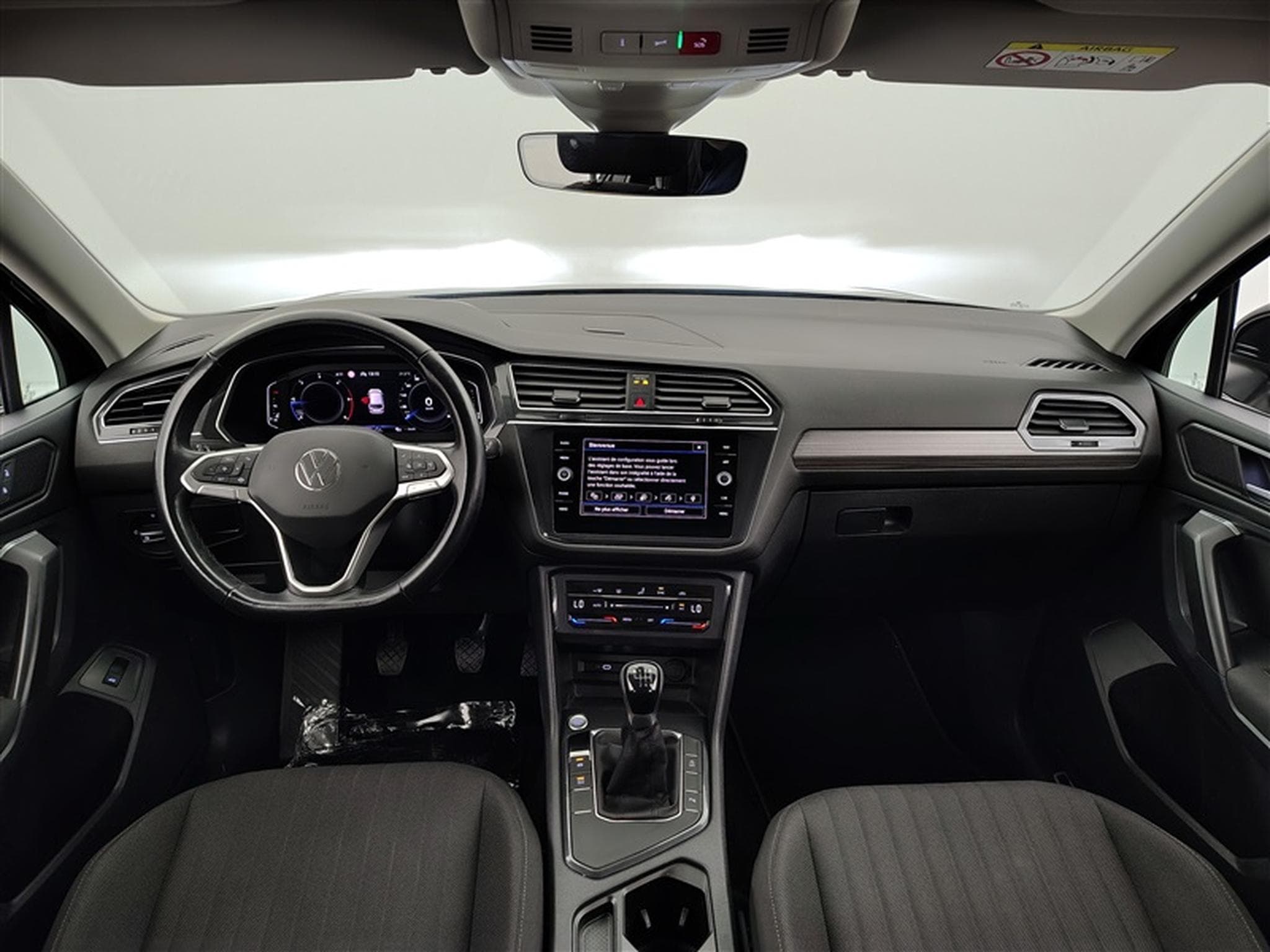 VW Tiguan 2.0 TDi SCR Life Business (2022) - Photo 8