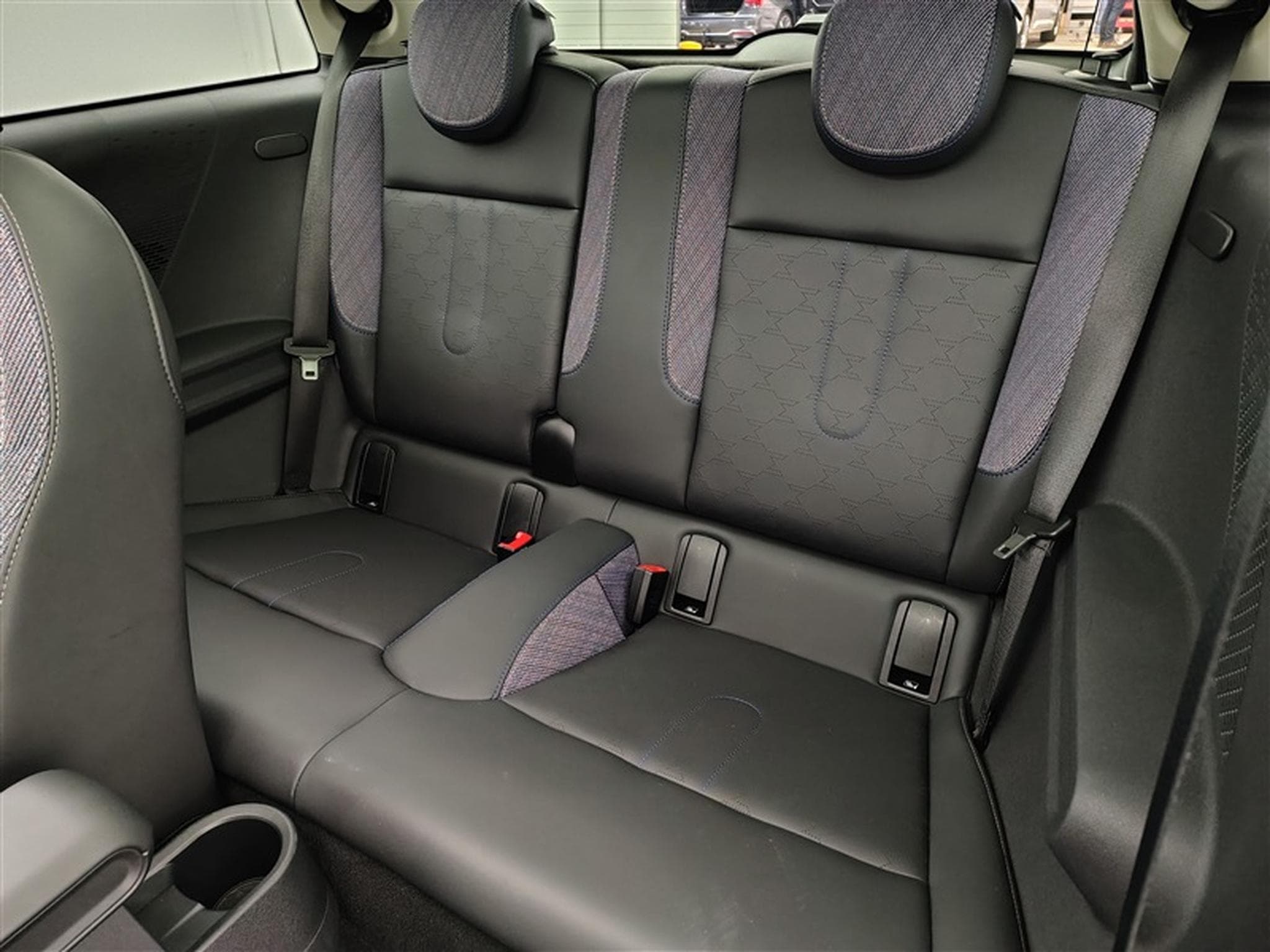 MINI Cooper Aut. NAVI / FULL LED / S-CUIR (2024) - Photo 13