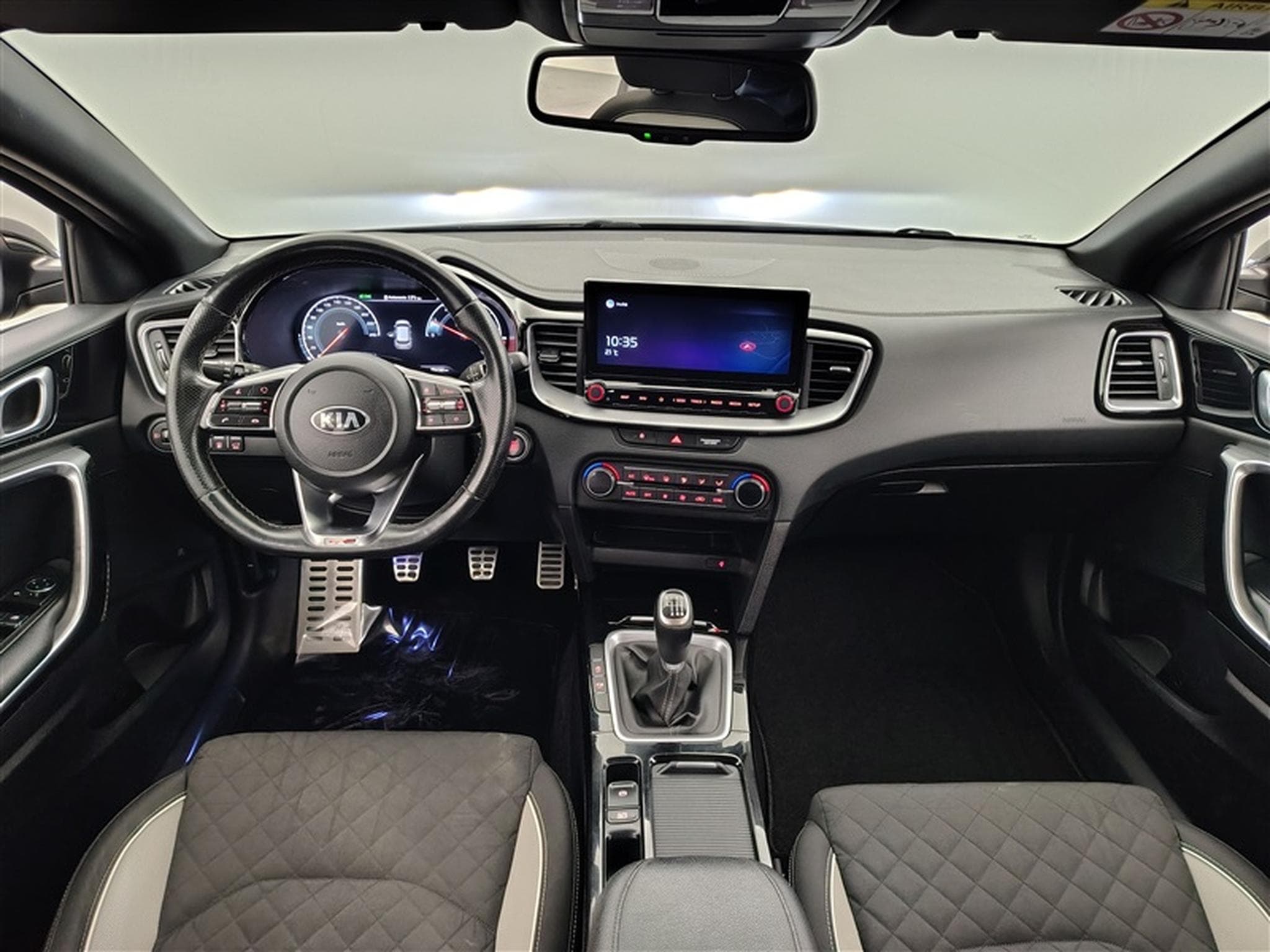 Kia ProCeed 1.0 T-GDI 120Cv GT-Line NAVI//LED/ALU/COCKPIT (2022) - Photo 8