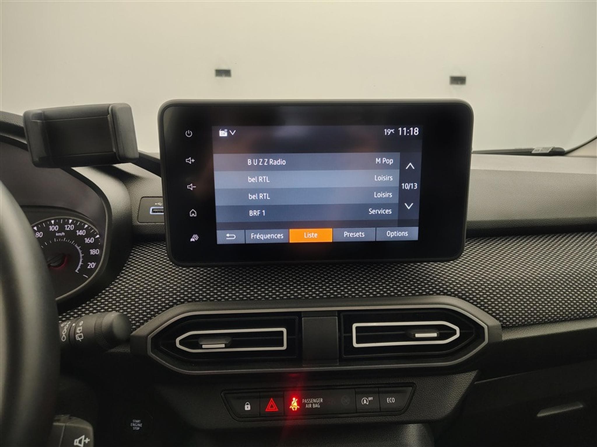 Dacia Sandero 1.0 TCe Journey CARPLAY / FULL LED / PDC AV-AR (2025) - Photo 11