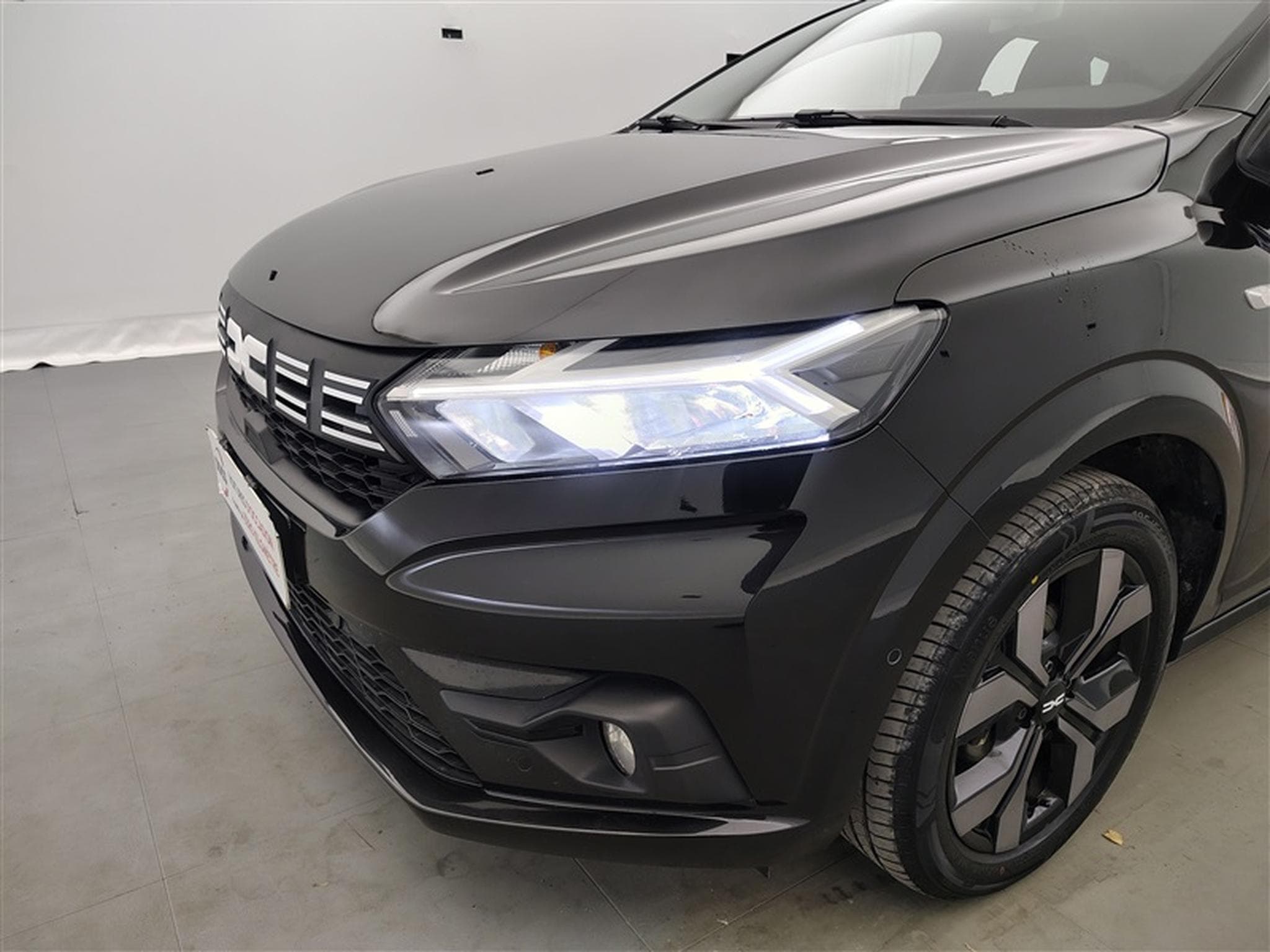 Dacia Sandero 1.0 TCe Journey CARPLAY / FULL LED / PDC AV-AR (2025) - Photo 15