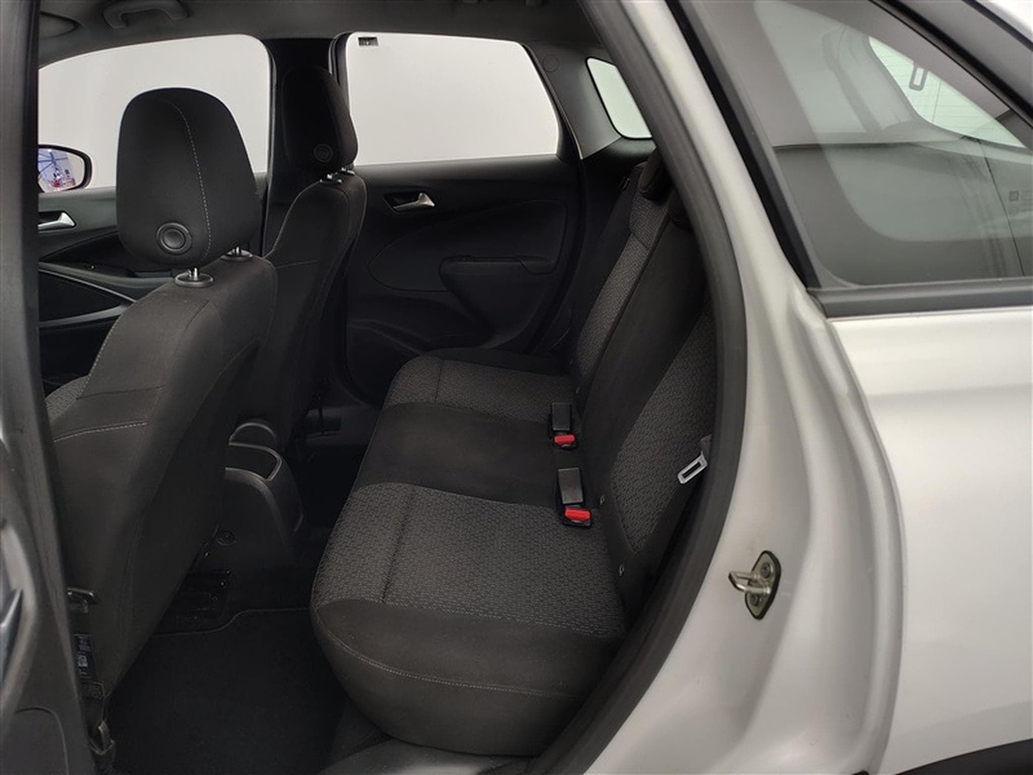 Opel Crossland 1.2 Edition CARPLAY / FULL LED / CLIM (2024) - Foto 13