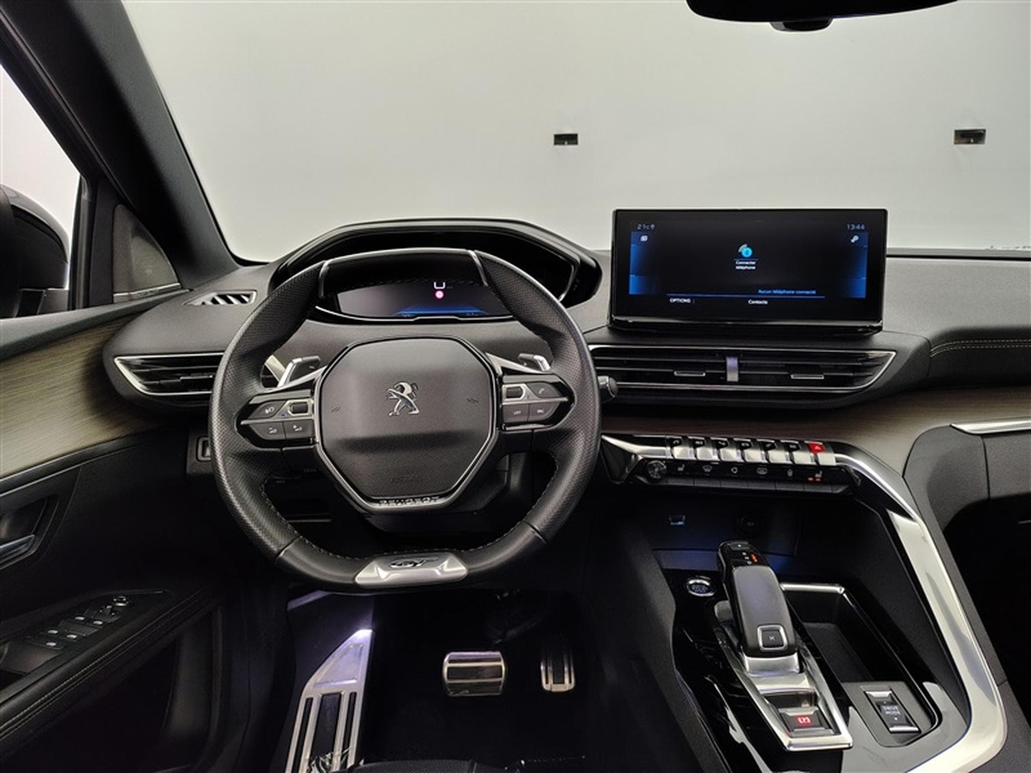 Peugeot 5008 1.5 BlueHDi GT NAVI / CUIR / TOIT PANO (2021) - Photo 9