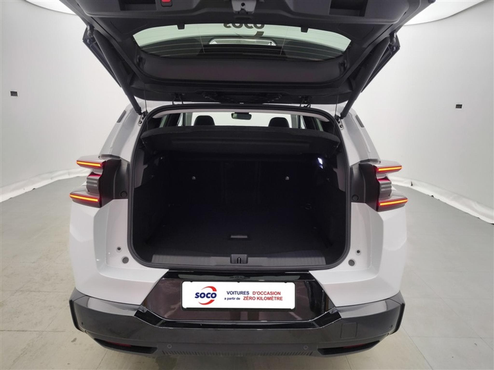 Citroen C5 Aircross 1.2 Hybrid 145cv E-DCS6 Plus NAVI / FULL LED / CAMERA / JA19 (2026) - Photo 15