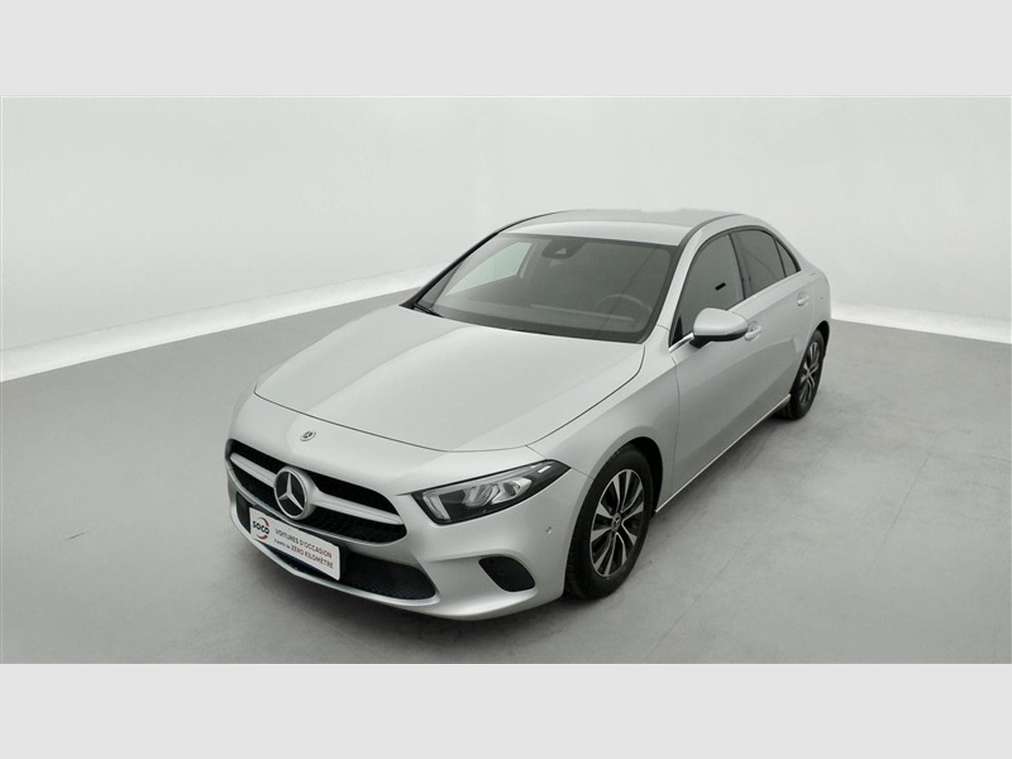 Mercedes 180 A 180 d Business NAVI / FULL LED (2021) - Photo 1