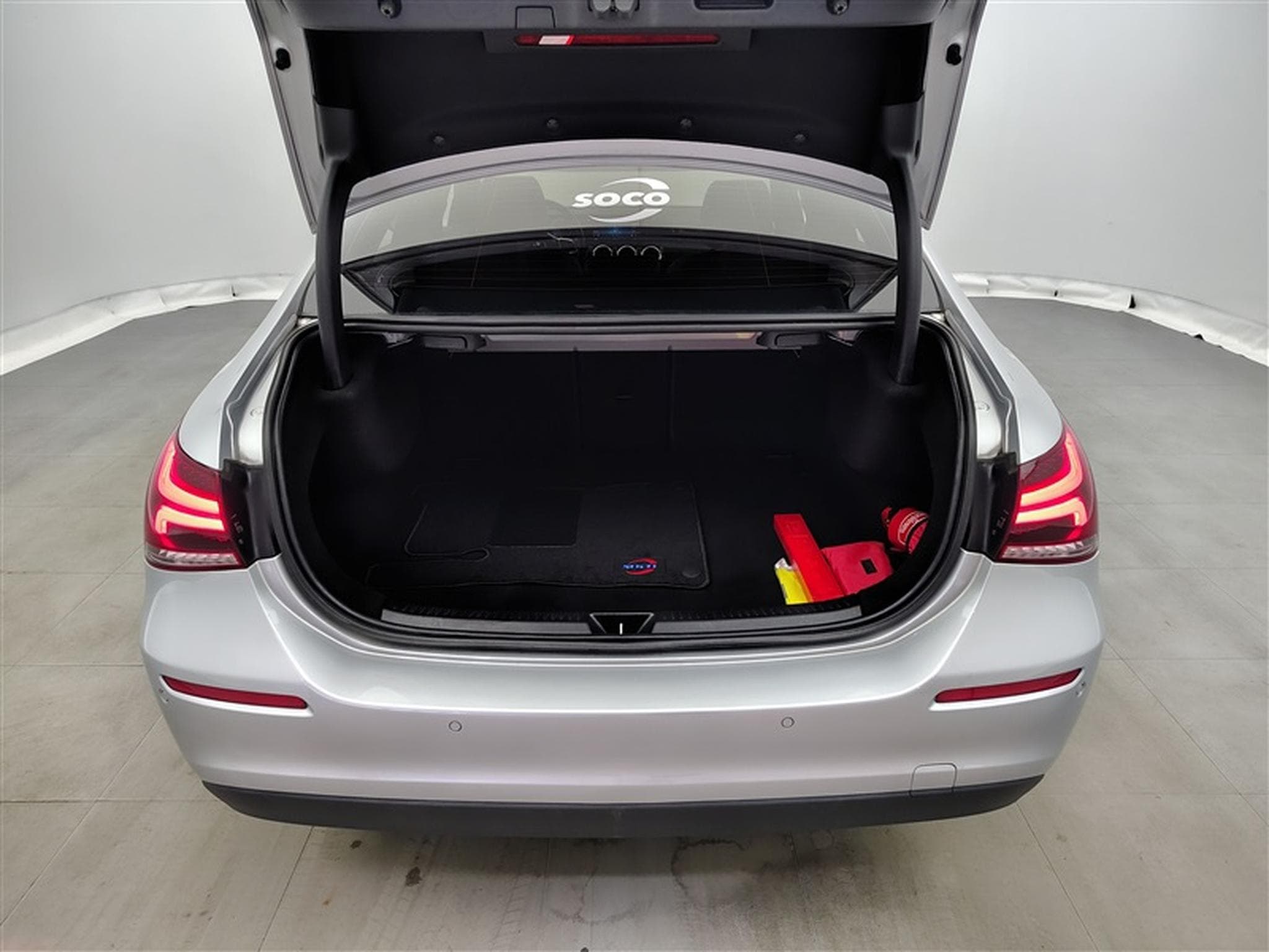 Mercedes 180 A 180 d Business NAVI / FULL LED (2021) - Photo 14