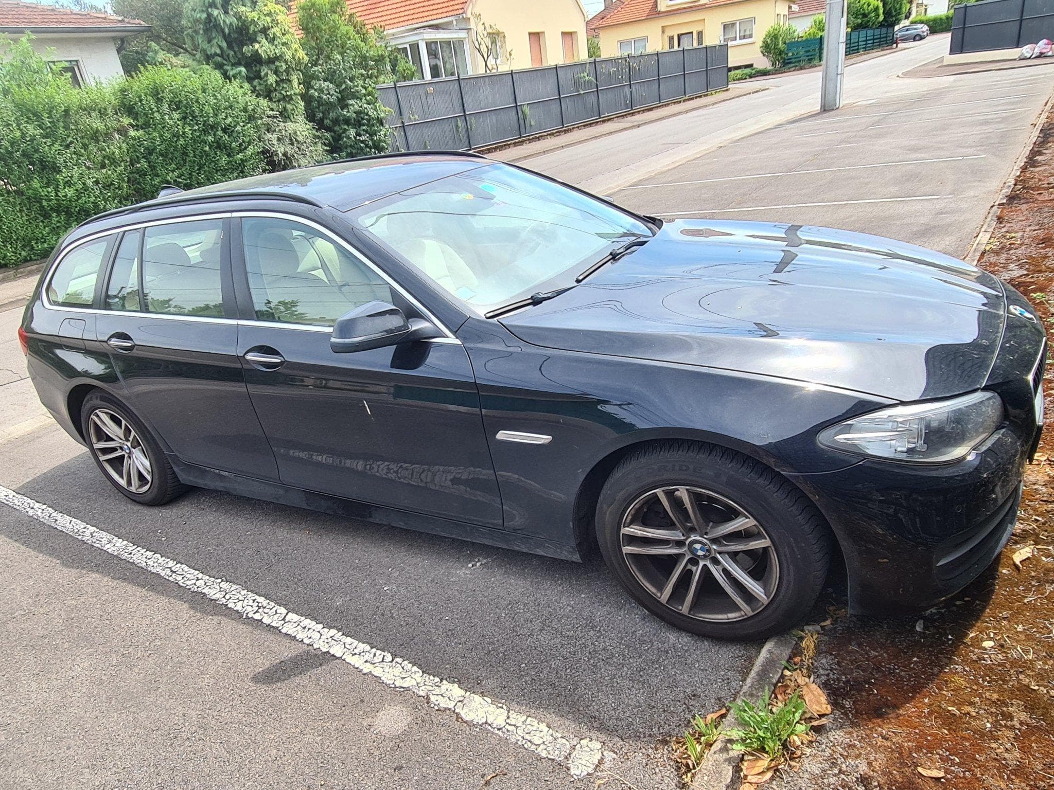 BMW 520 Lounge (2016) - Photo 1