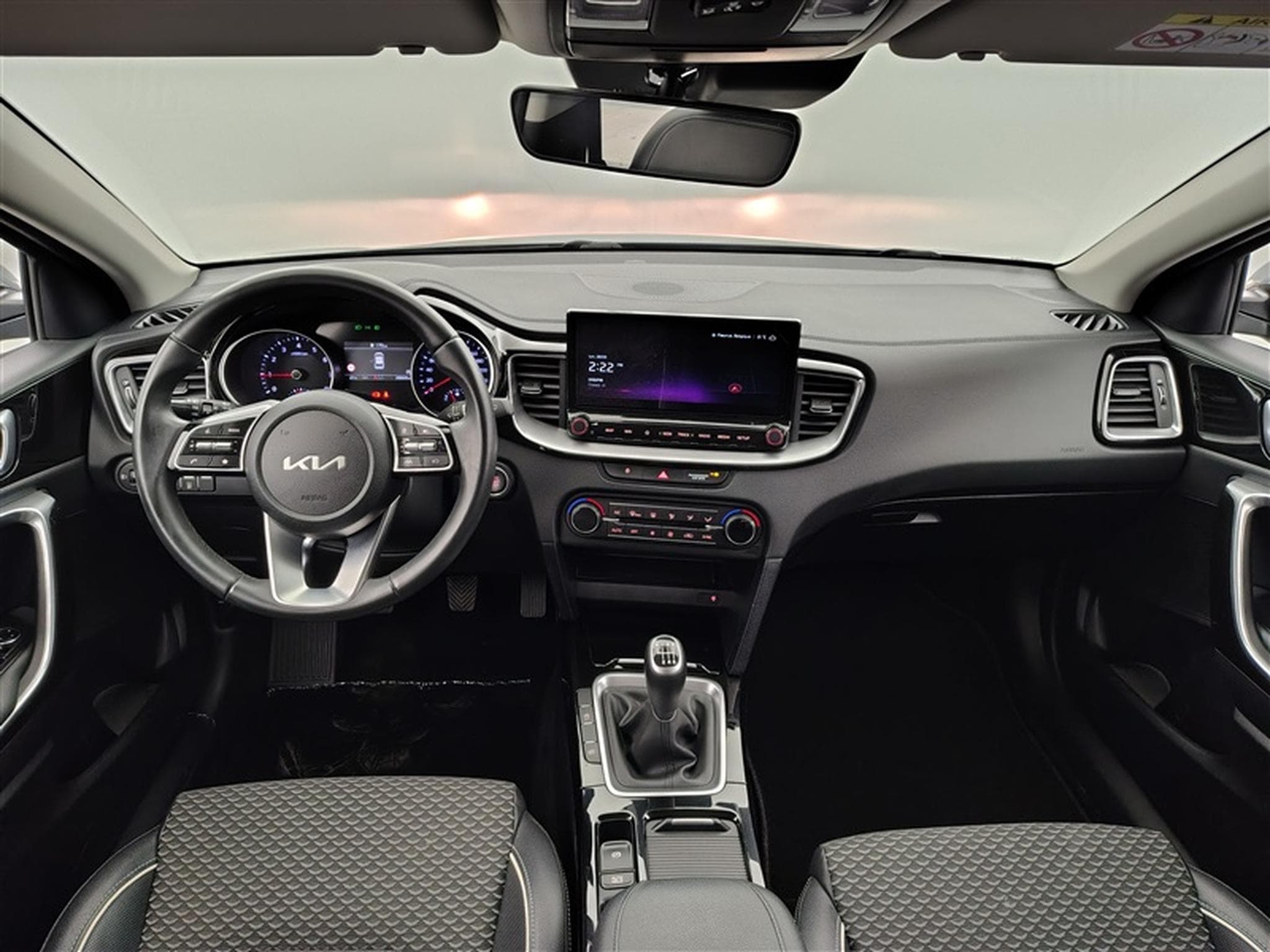 Kia Ceed Ceed 1.0 T-GDi Pulse ISG (2024) - Photo 8