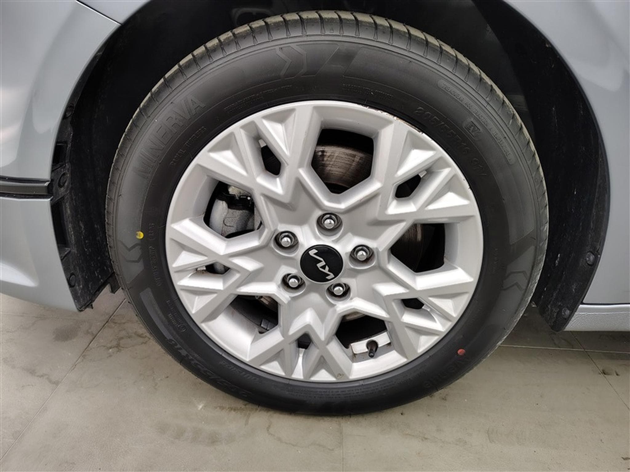 Kia Ceed Ceed 1.0 T-GDi Pulse ISG (2024) - Photo 6