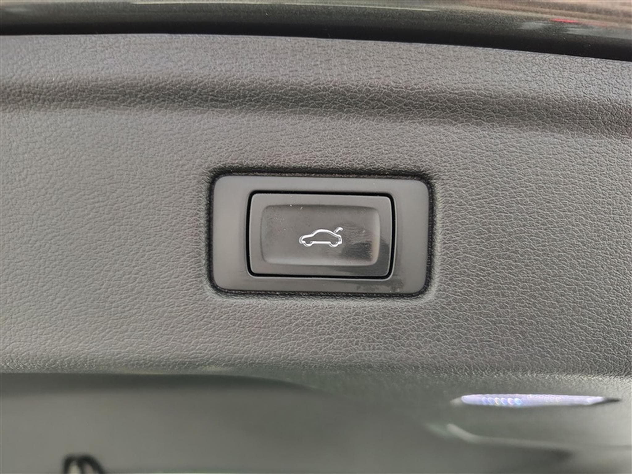 Audi A5 Sportback 35 TFSI S-Tronic S-Line NAVI / FULL LED / CAMERA (2022) - Photo 19