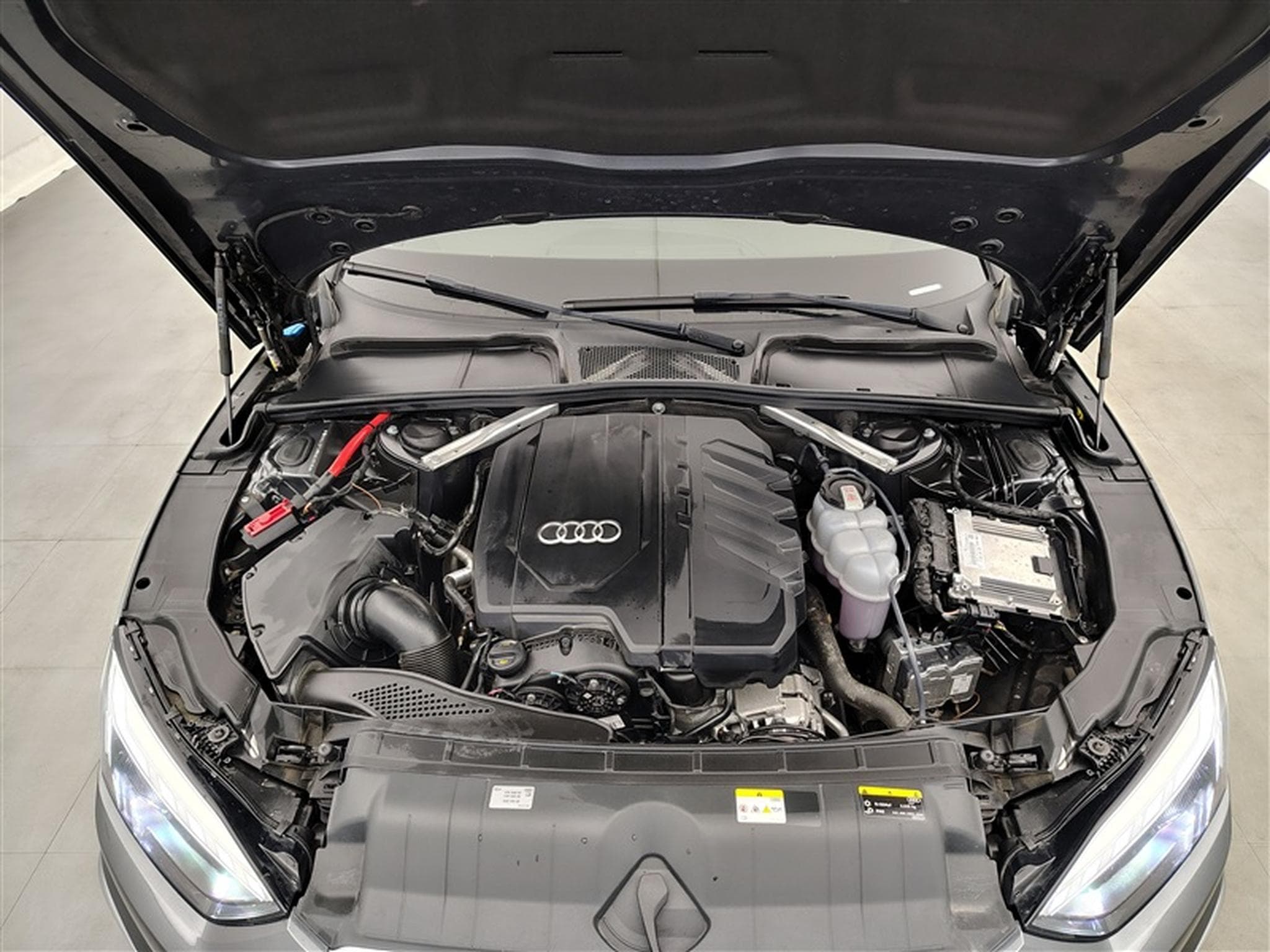 Audi A5 Sportback 35 TFSI S-Tronic S-Line NAVI / FULL LED / CAMERA (2022) - Photo 21