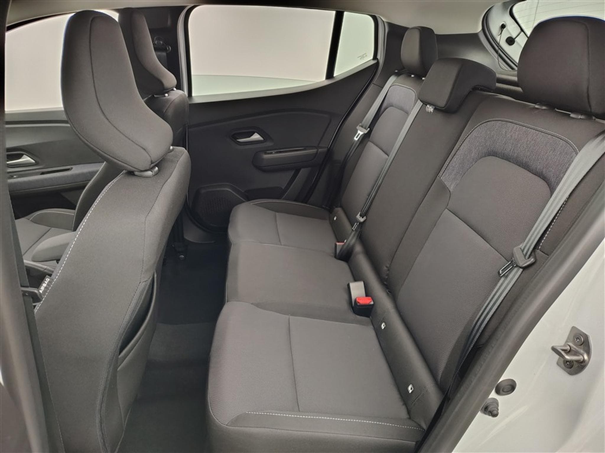 Dacia Sandero 1.0i SCe expression SCE CarPlay/PDC/Caméra (2026) - Photo 13