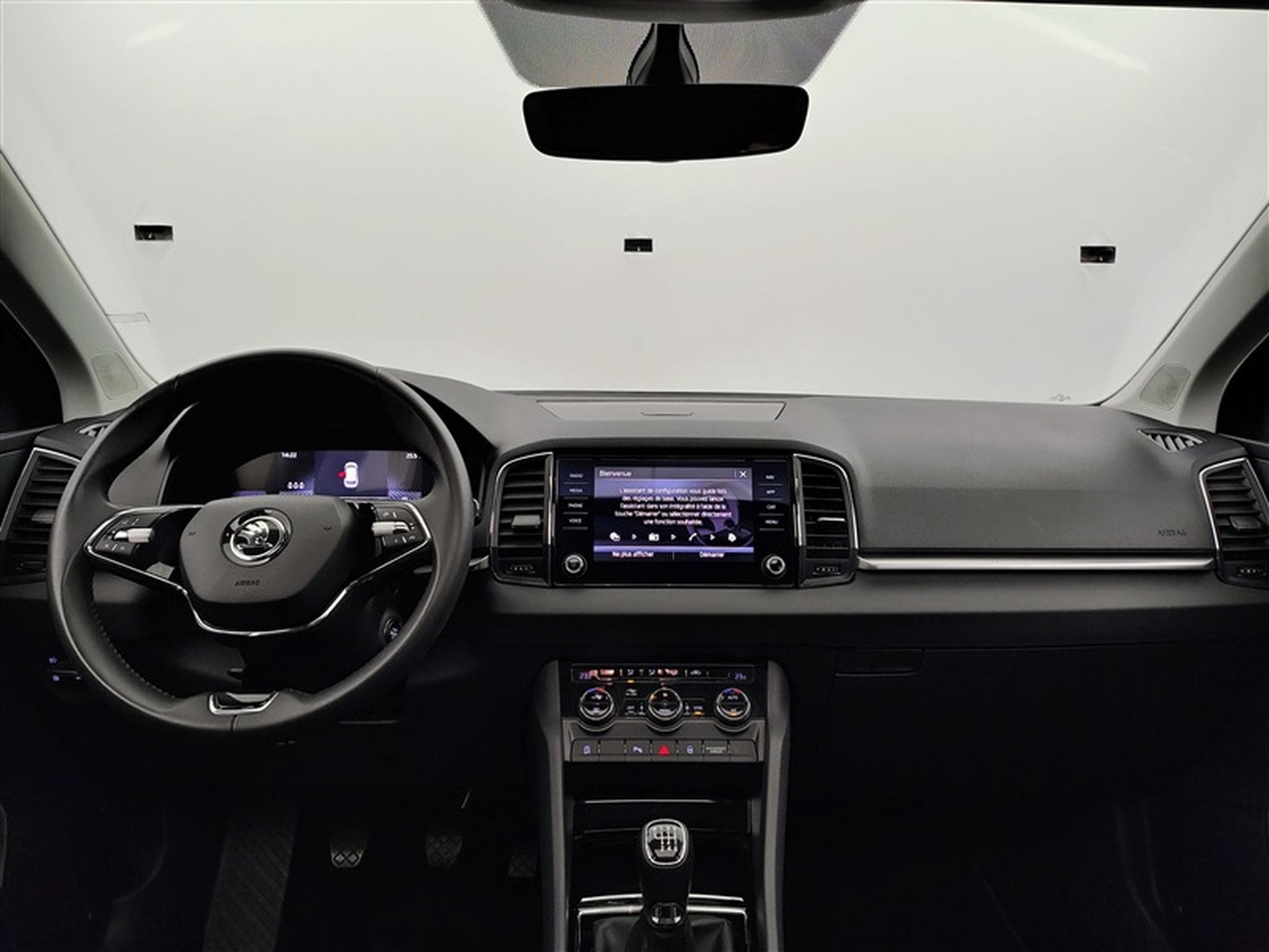 Skoda Karoq 1.0 TSI Clever CARPLAY / FULL LED / CLIM (2023) - Foto 8