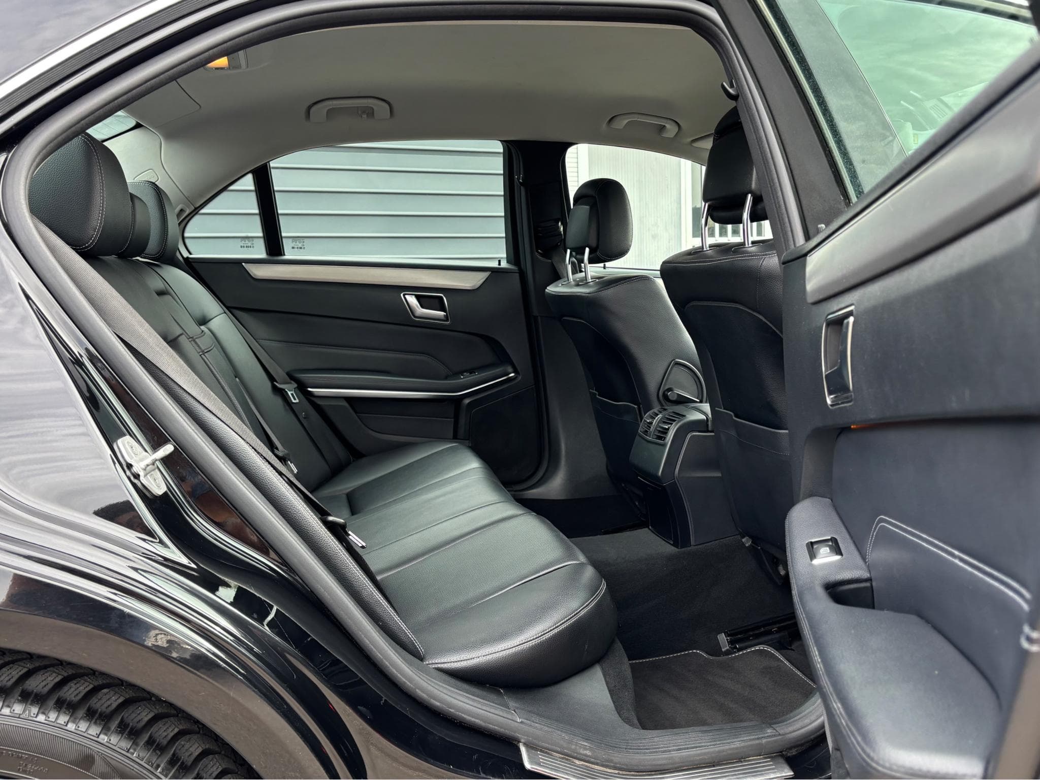 Mercedes E 200 E 200 CDI LIMO FACELIFT 7G-TRONIC (2013) - Photo 12