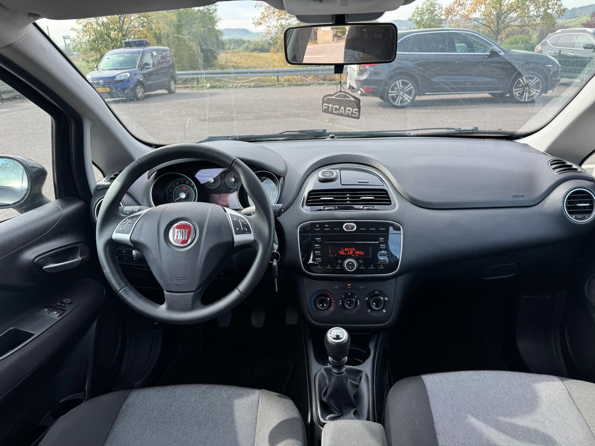 Fiat Punto 1.2 69ch (2013) - Photo 6