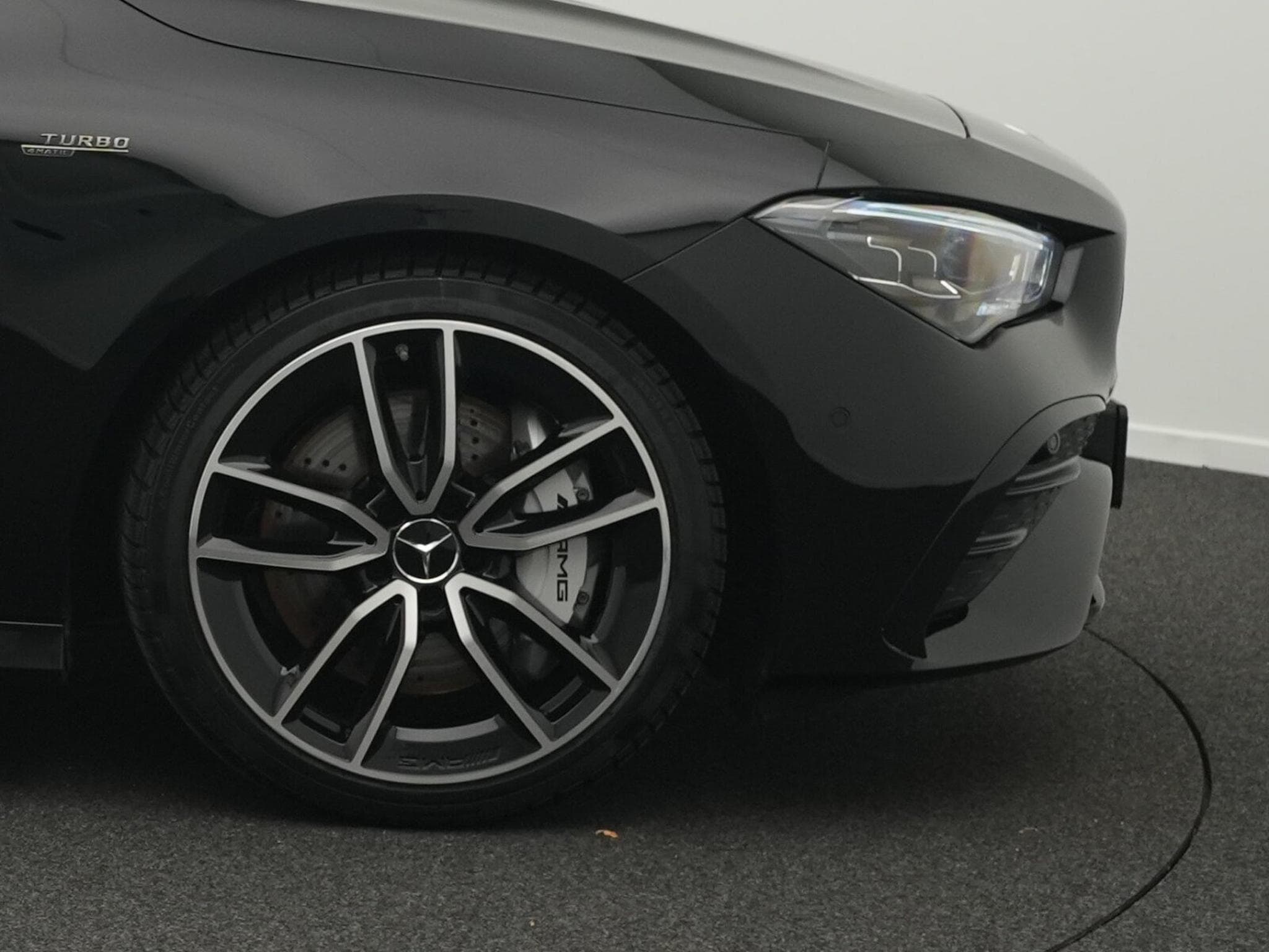 Mercedes CLA 35 AMG 4MATIC MBUX+Night (2025) - Photo 8