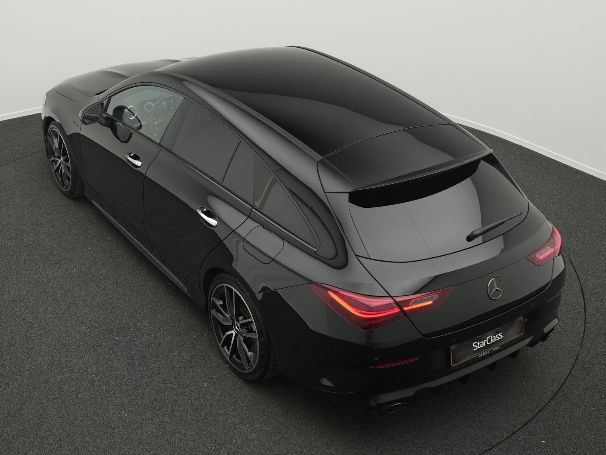 Mercedes CLA 35 AMG 4MATIC MBUX+Night (2025) - Photo 13