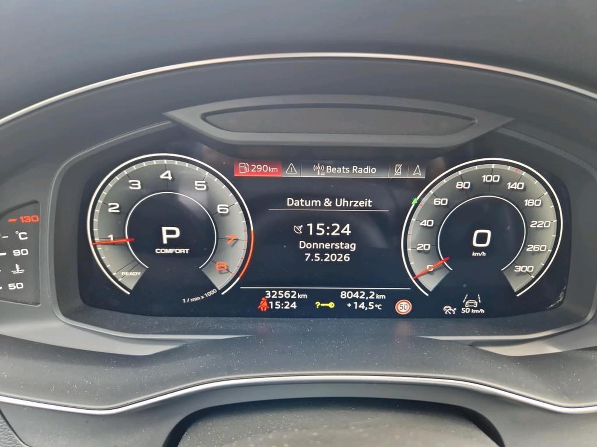 Audi A6 2.0 45 TFSi S-Tronic Quattro (2023) - Photo 3