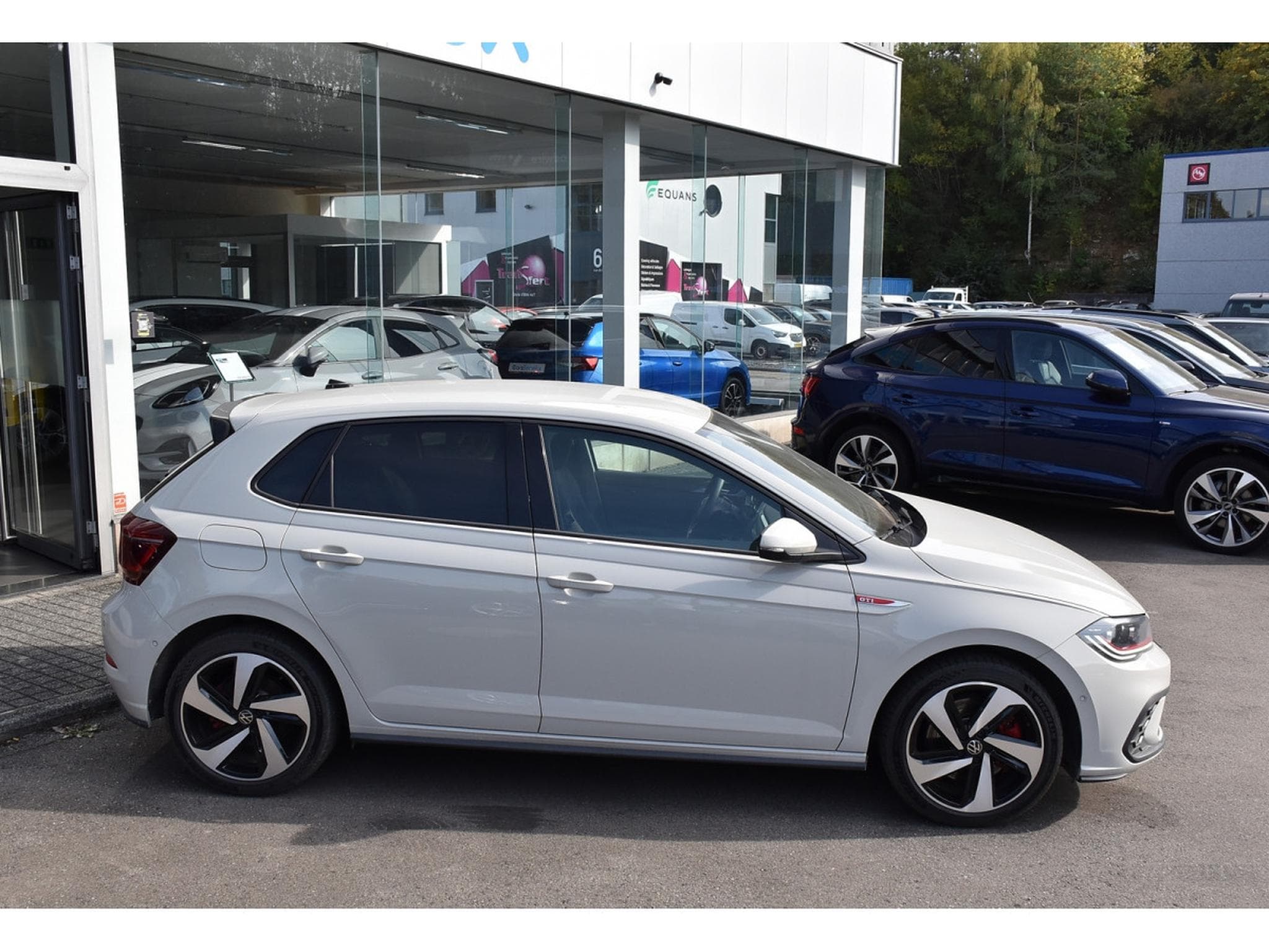 VW Polo 2.0 TSI DSG ACC TRAVEL PARK IQ.LIGHT 1° MAIN (2025) - Foto 3