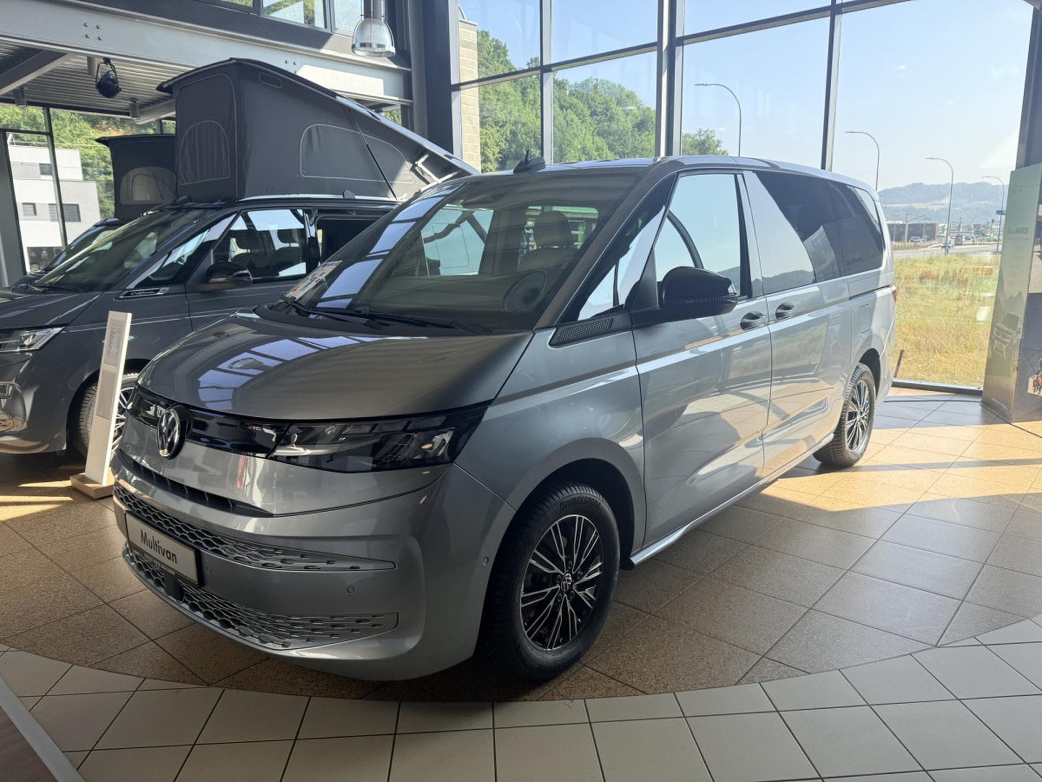 VW Multivan 2.0 TDI SCR DSG  Version longue 150ch (2026) - Foto 1