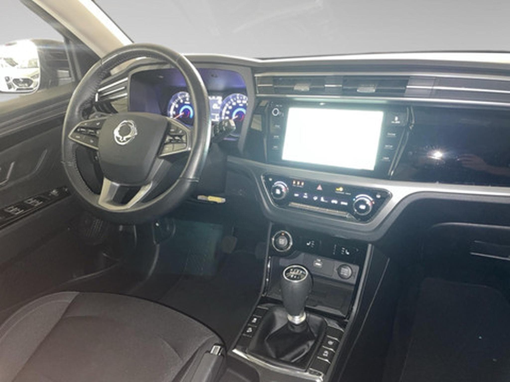 KGM Korando 1.5 T-GDI 120kW Platinum (2023) - Photo 7