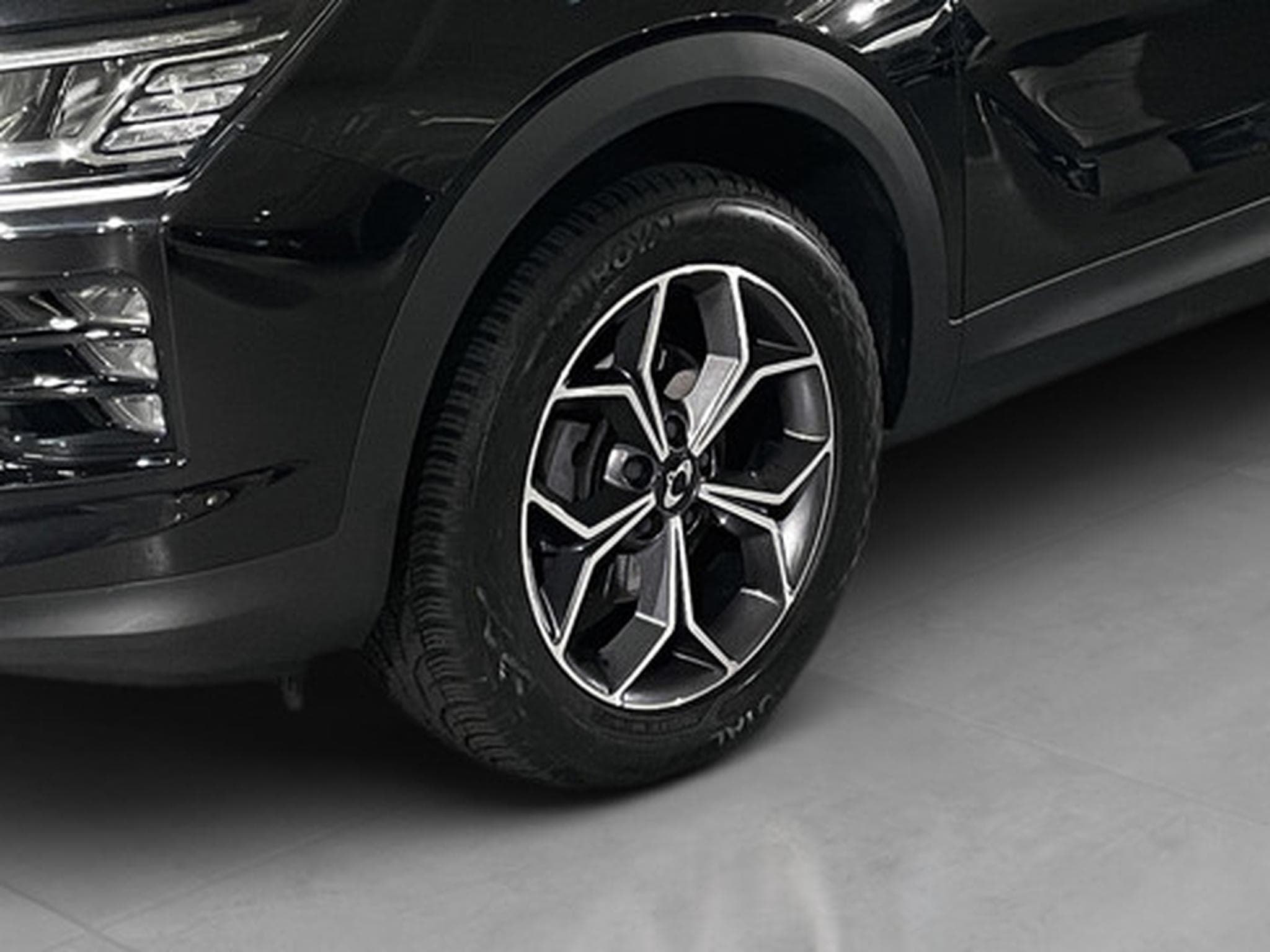 KGM Korando 1.5 T-GDI 120kW Platinum (2023) - Photo 20