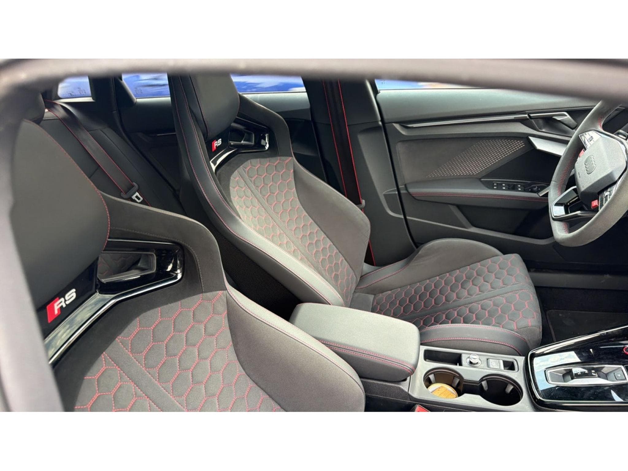 Audi RS3 RS 3 Sportback 2.5 294 kW TFSI quattro (2026) - Photo 2